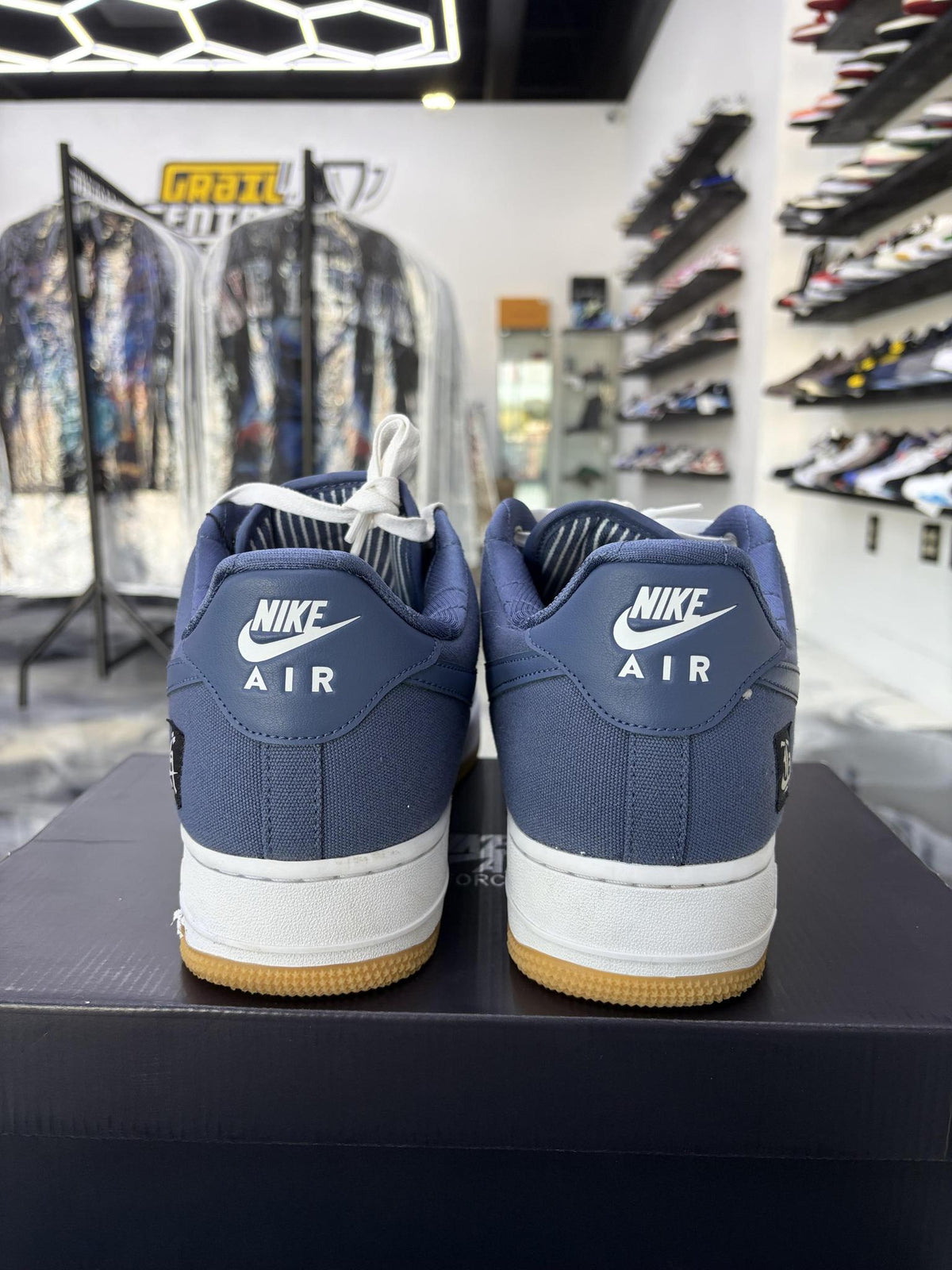 Nike Air Force 1 Low "West Coast" Used Size 14