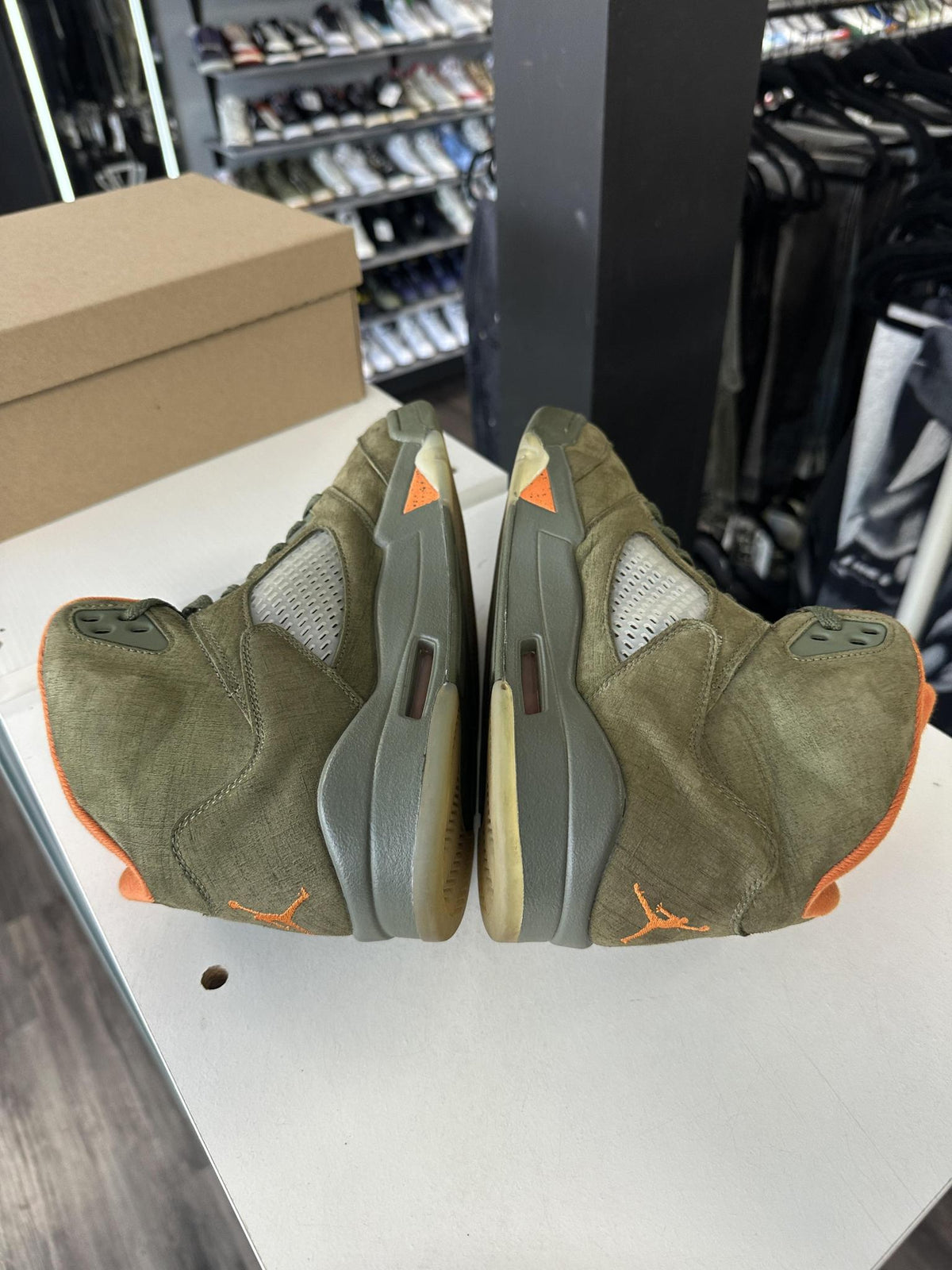 Jordan 5 "Olive" Size 10.5 Used