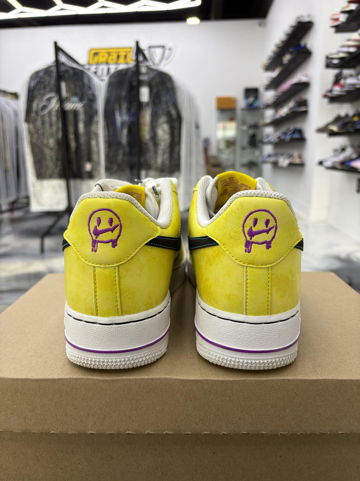 Nike Air Force 1 Low "Peace, Love & Basketball" Used Size 8.5