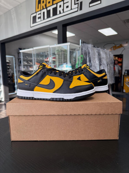 Nike Dunk Low "Reverse Goldenrod" Used Size 8