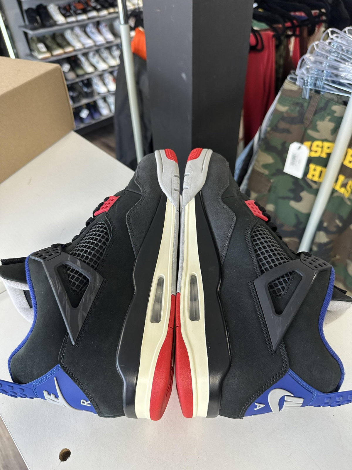 Jordan 4 "Rare Air" Used Size 13