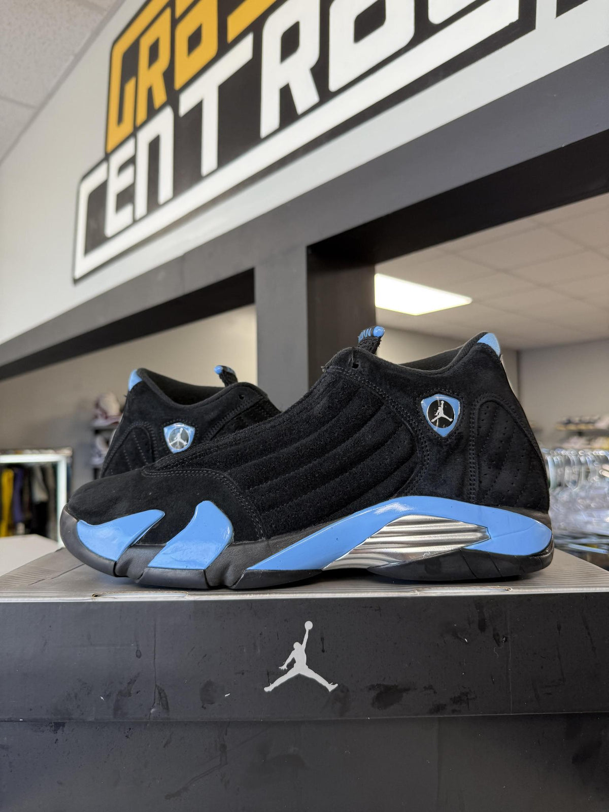 Jordan 14 "University Blue" Used Size 11
