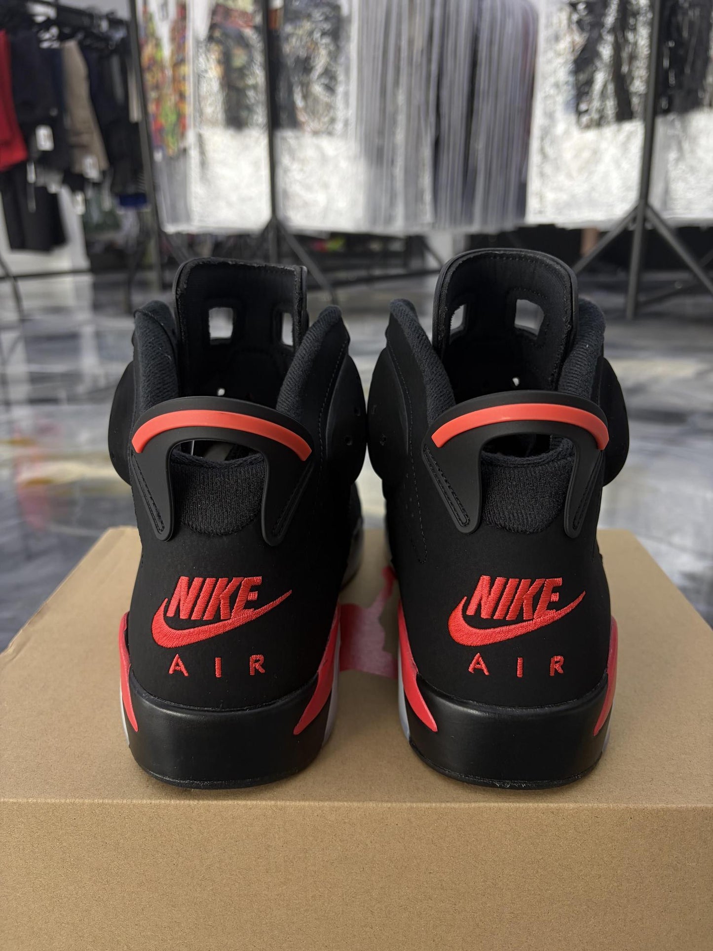 Jordan 6 "Infrared Salesman" Used Size 10.5