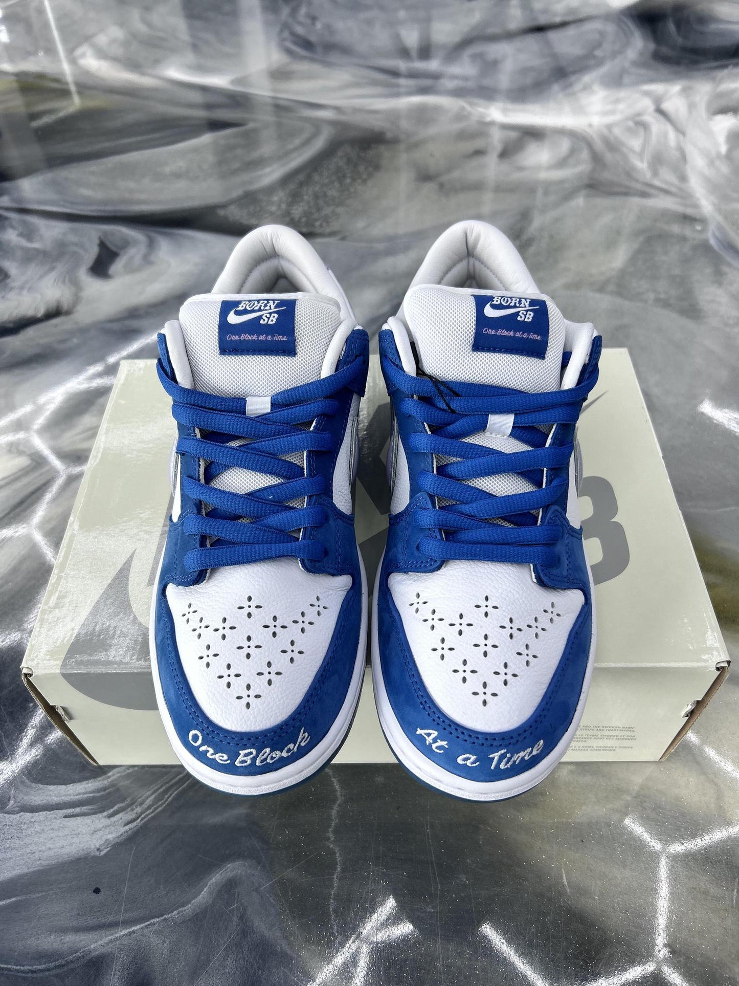 Nike Dunk Low SB "Born x Raised" Used Size 10
