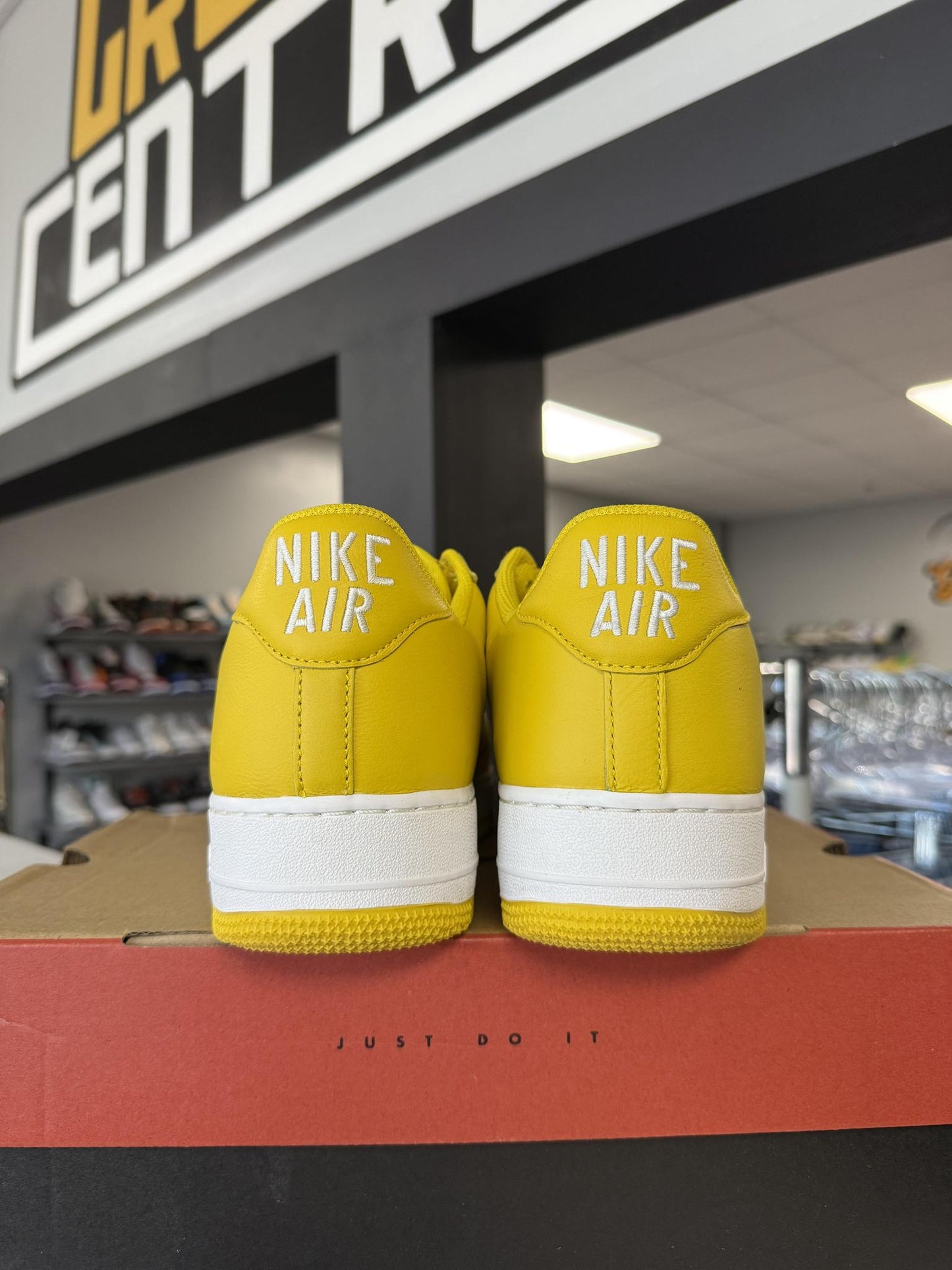Nike AF1 Low "Jewel Yellow" Used Size 11.5
