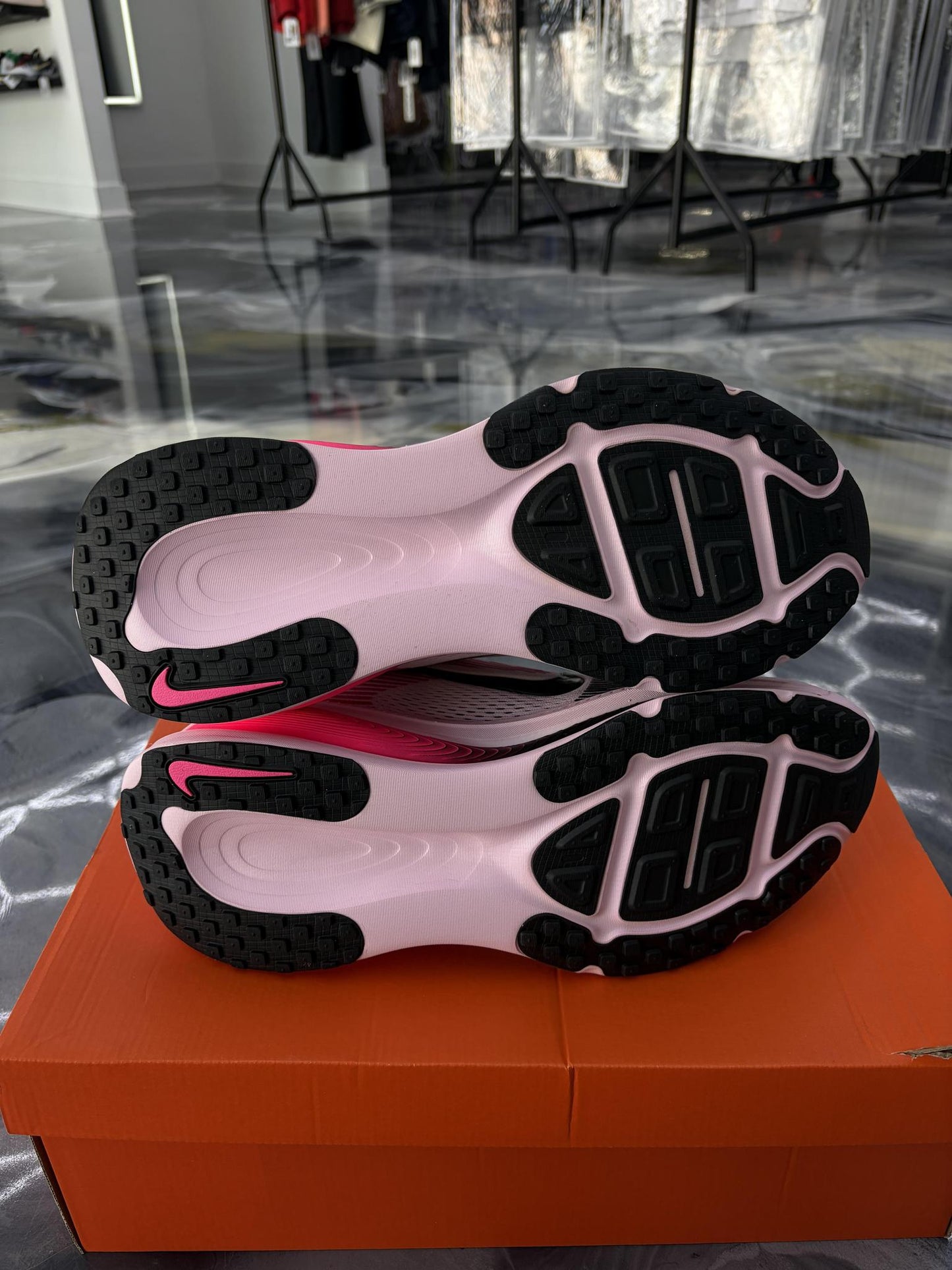 Nike Vomero 18 "Pink Foam" Used Size 13