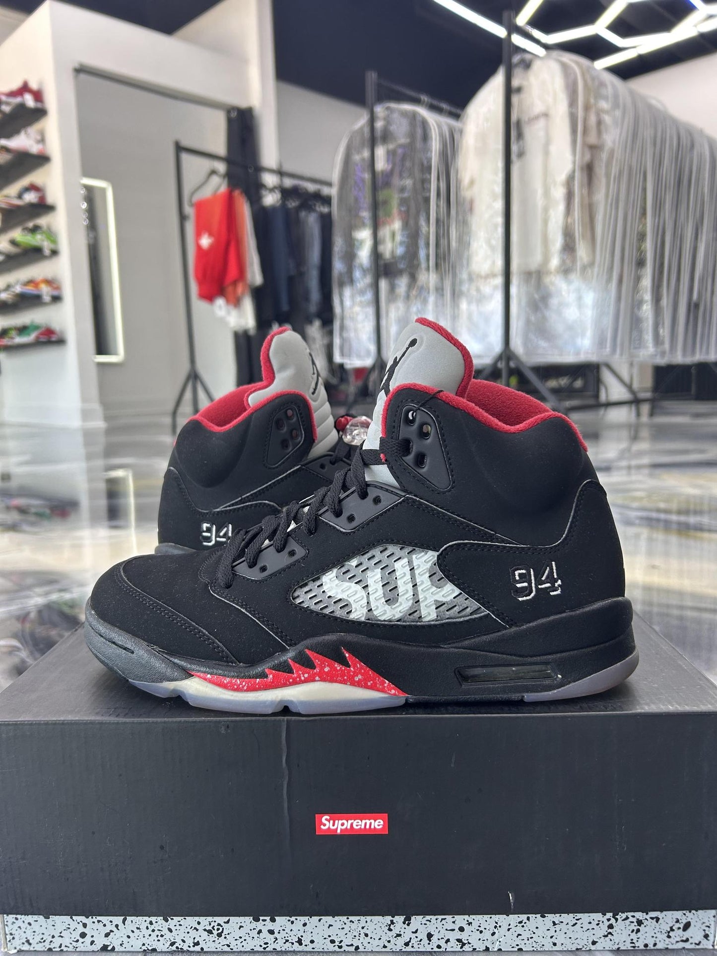 Jordan 5 Supreme "Black" Used Size 9