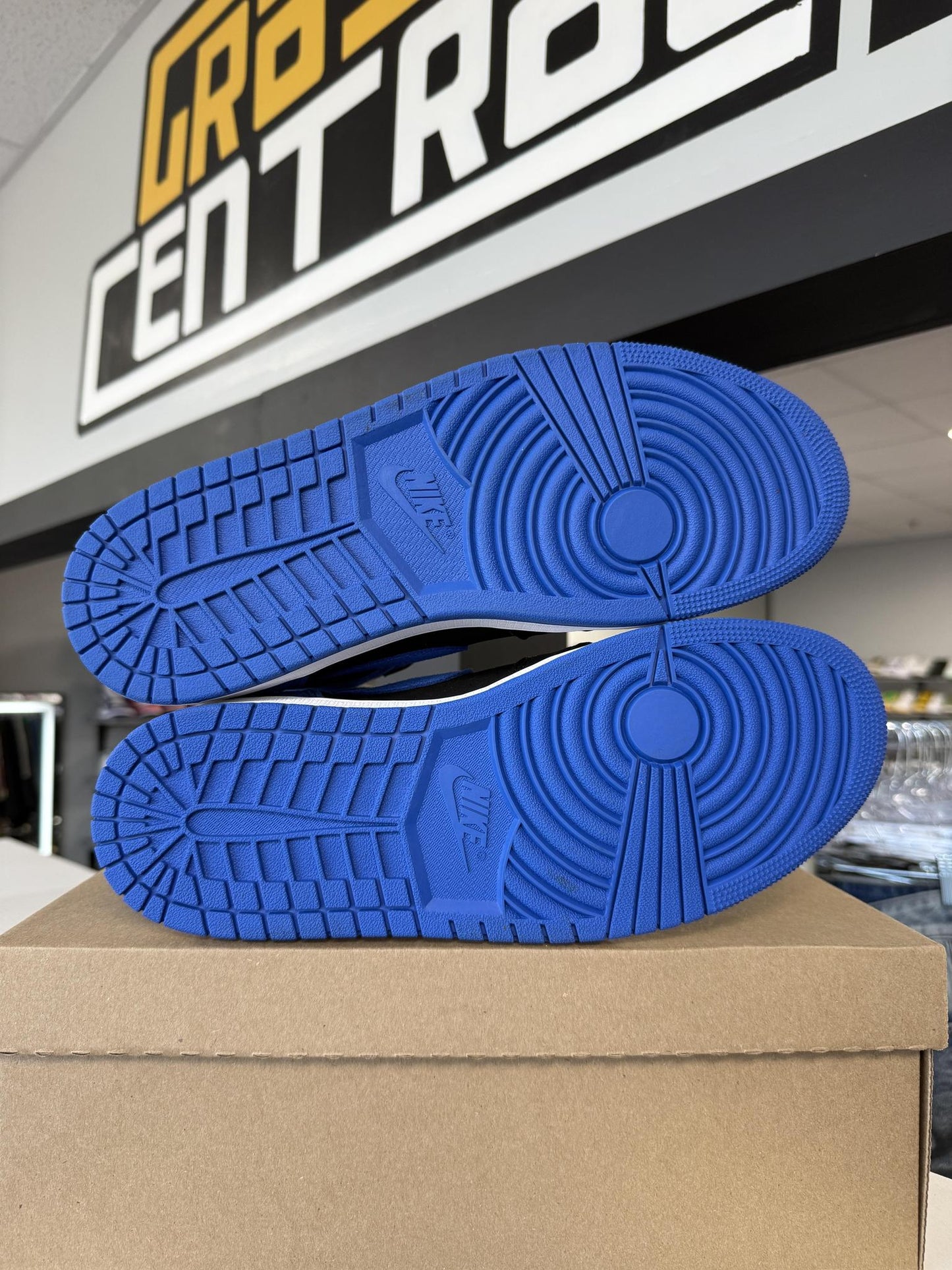 Jordan 1 "Royal Reimagined" Used Size 11.5