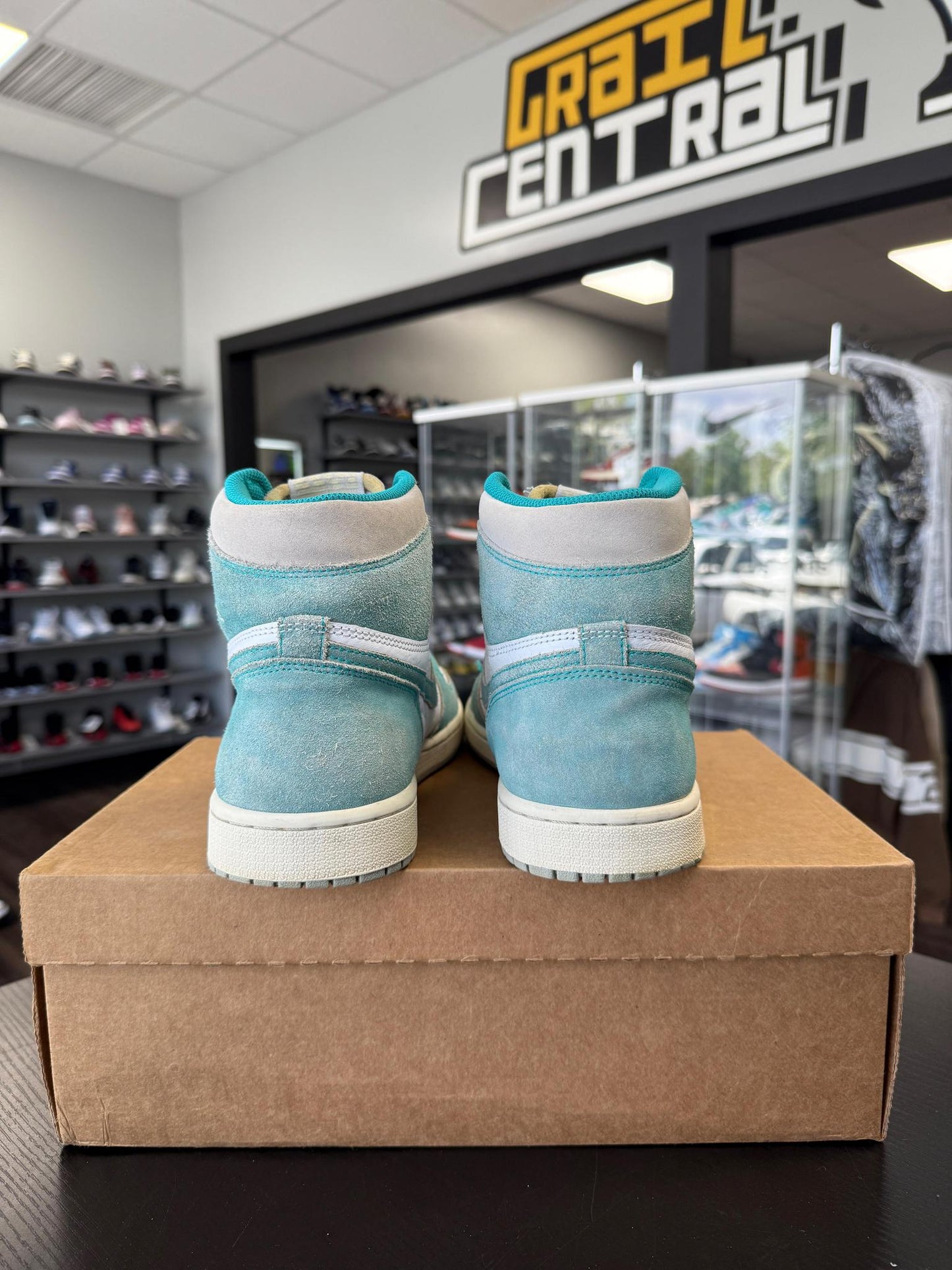 Jordan 1 "Turbo Green" Used Size 11