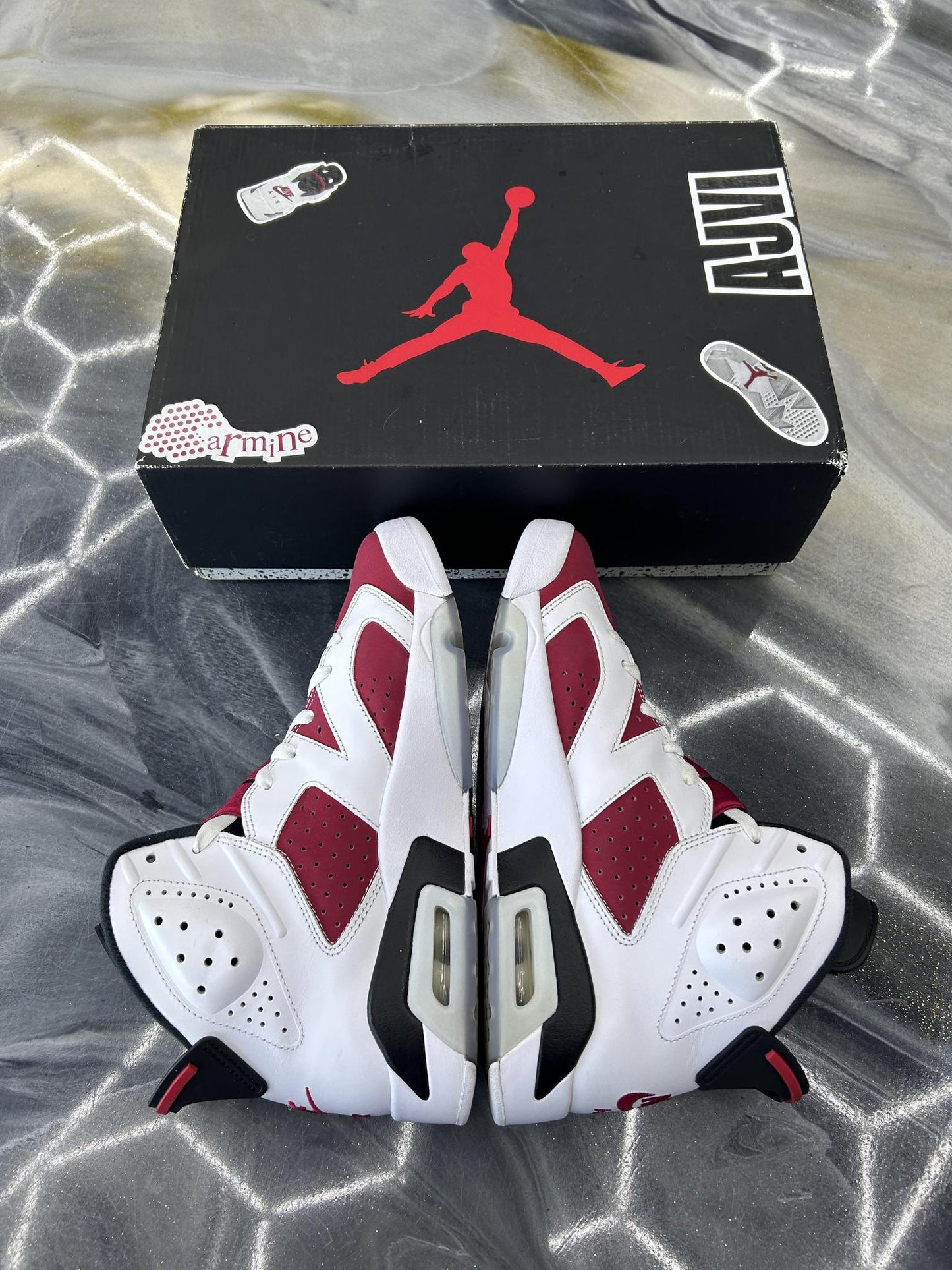 Jordan 6 "Carmine" Used Size 9