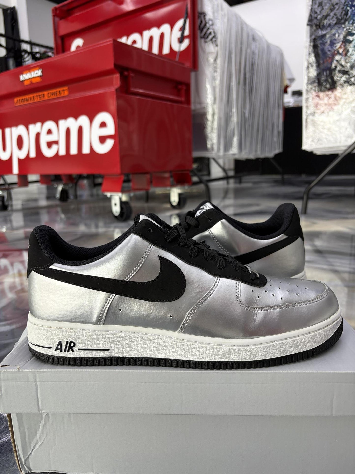 Nike Air Force 1 "Metallic" Used Size 11.5