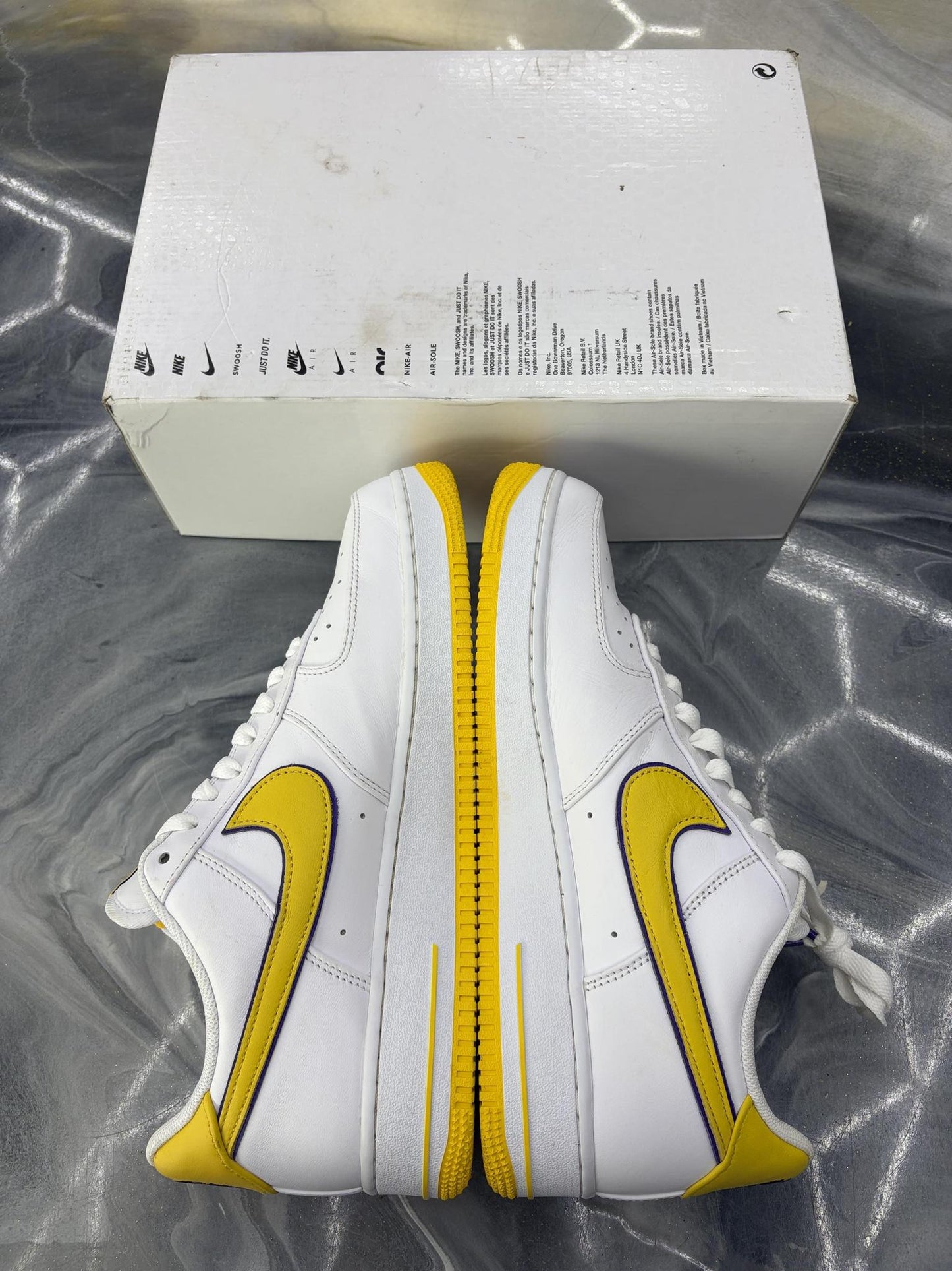 Nike Air Force 1 Low Kobe Used Size 11