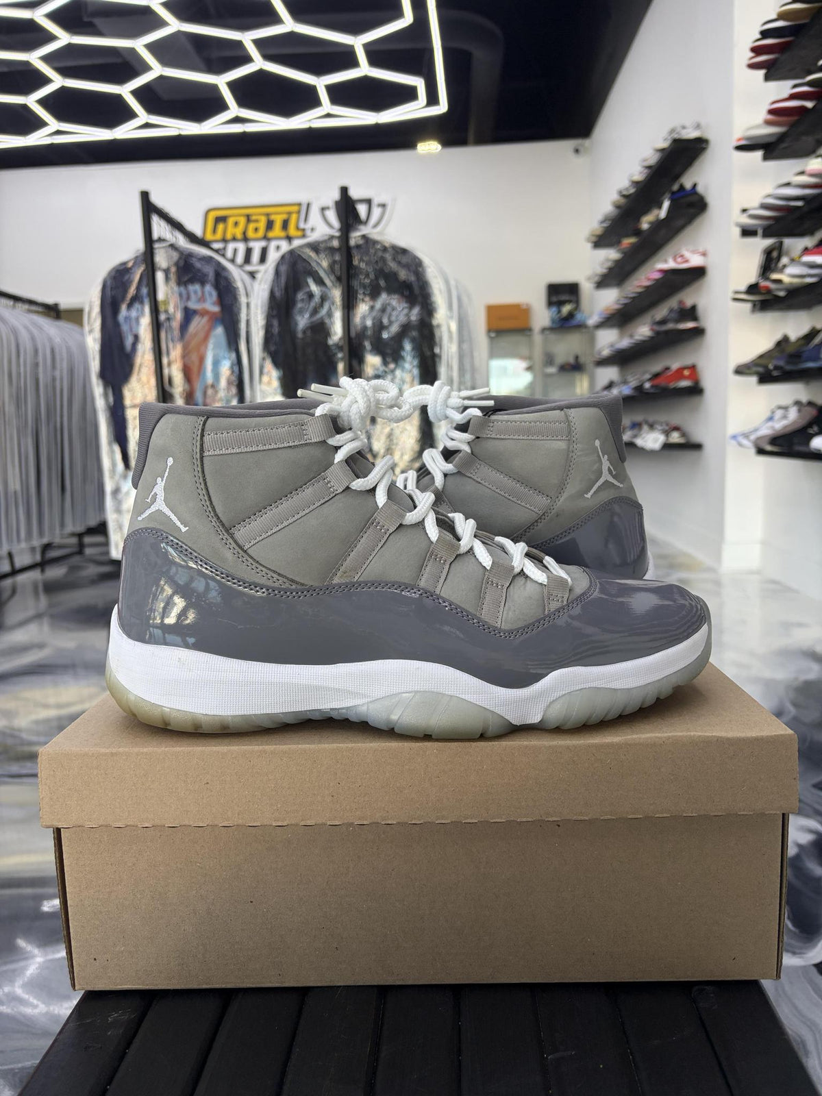 Jordan 11 "Cool Grey" Used Size 12