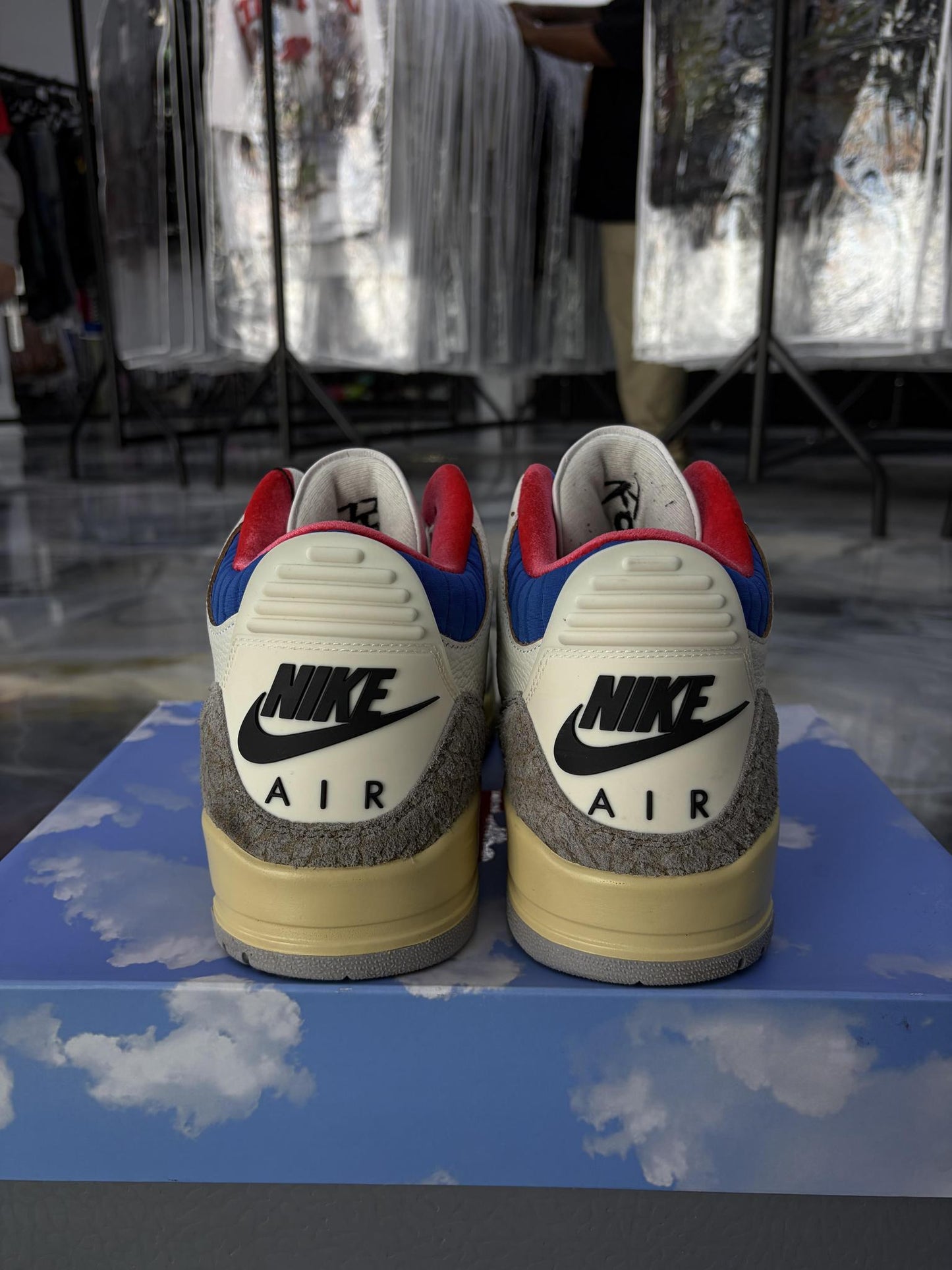 Jordan 3 "Seoul" Used Size 12