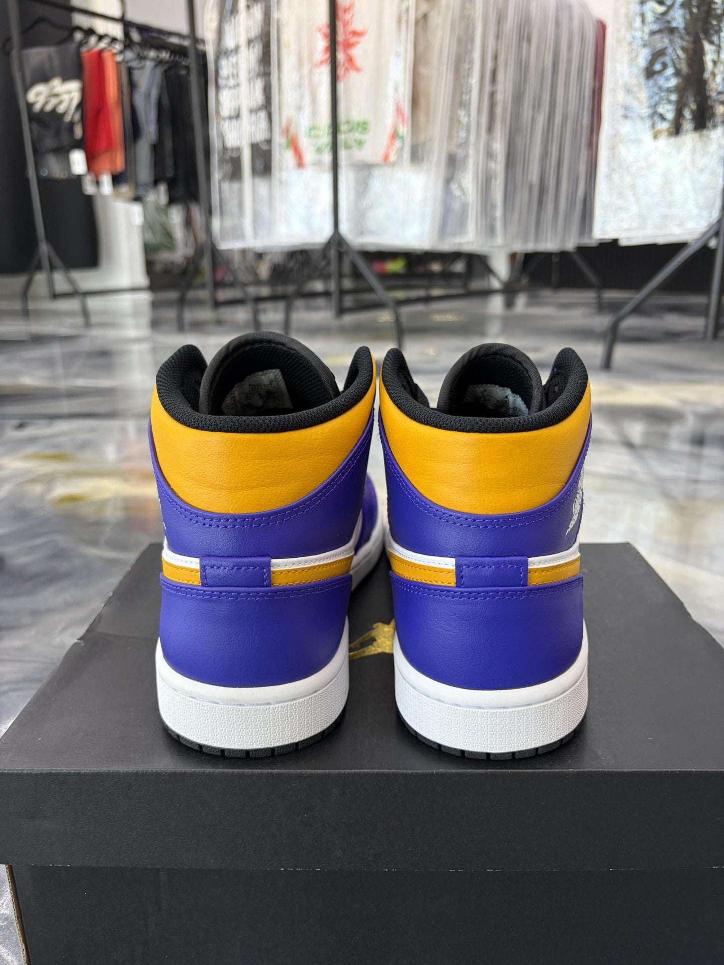 Jordan 1 Mid "Lakers" Used Size 9