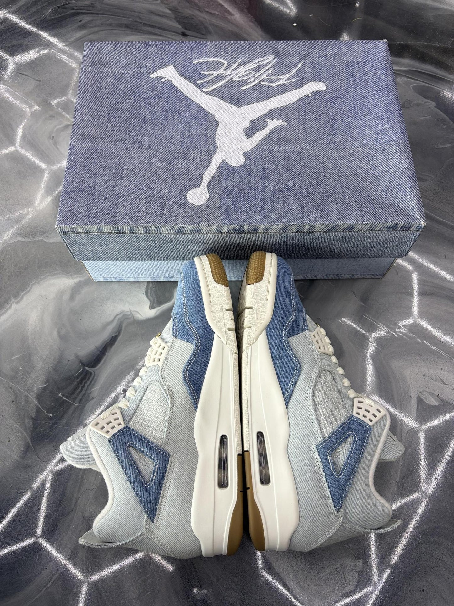 Jordan 4 "Denim" Used Size 7Y/8.5W