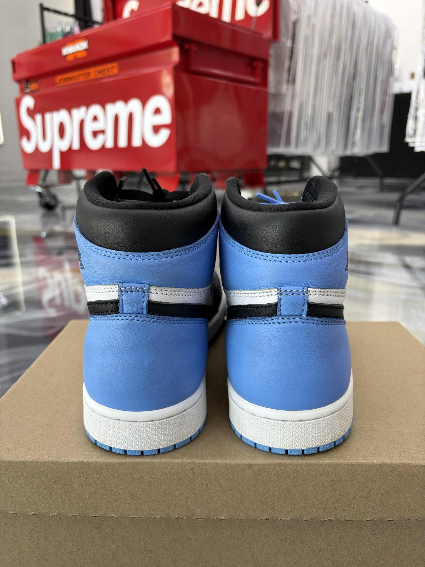 Jordan 1 "UNC Toe" Used Size 10.5