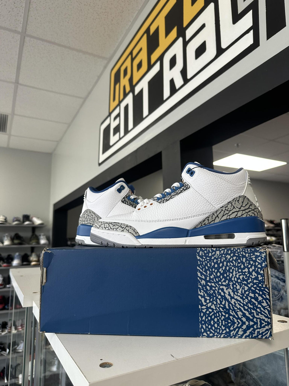 Jordan 3 Wizards Used
