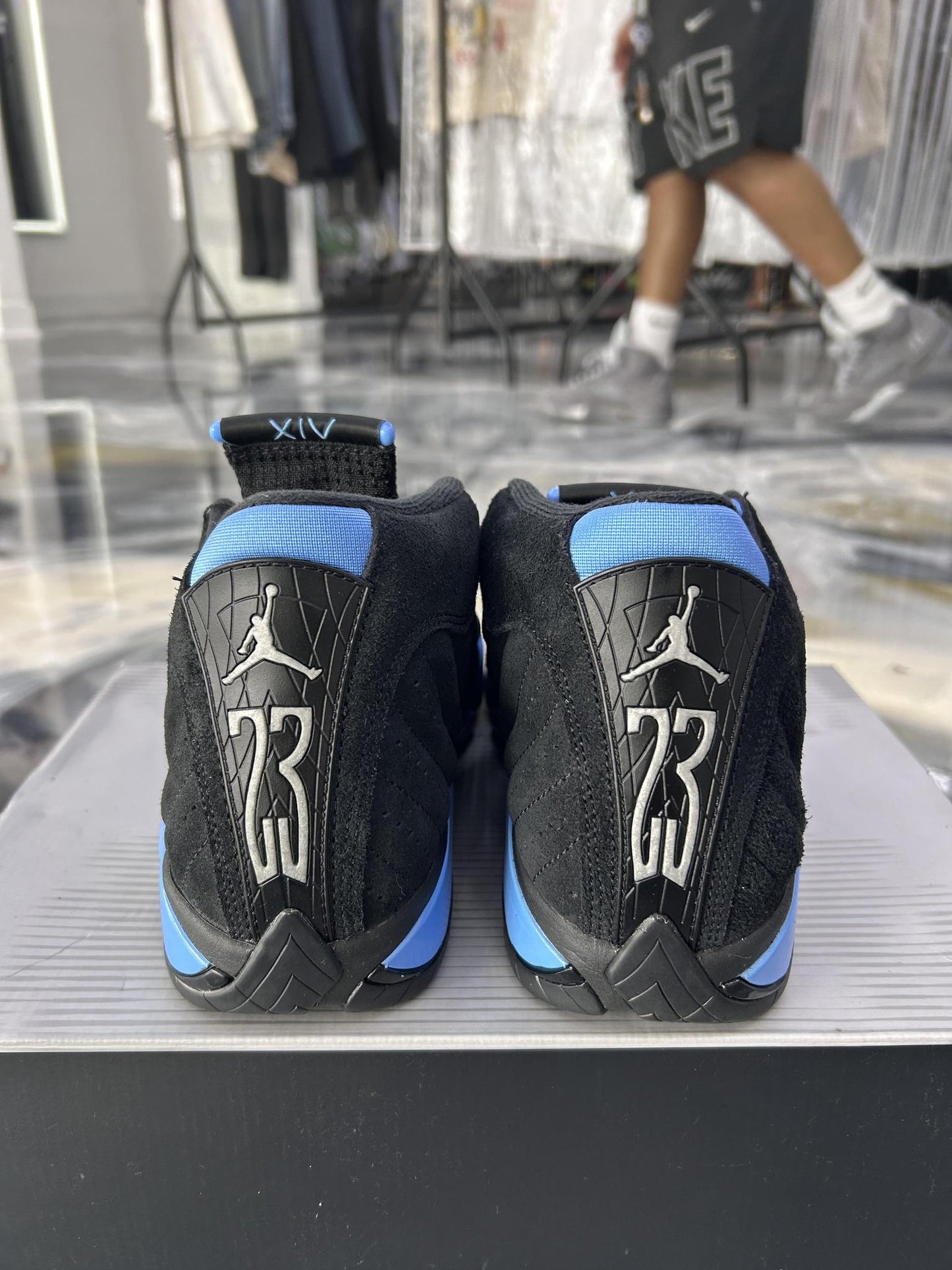 Jordan 14 "University Blue" Used Size 9
