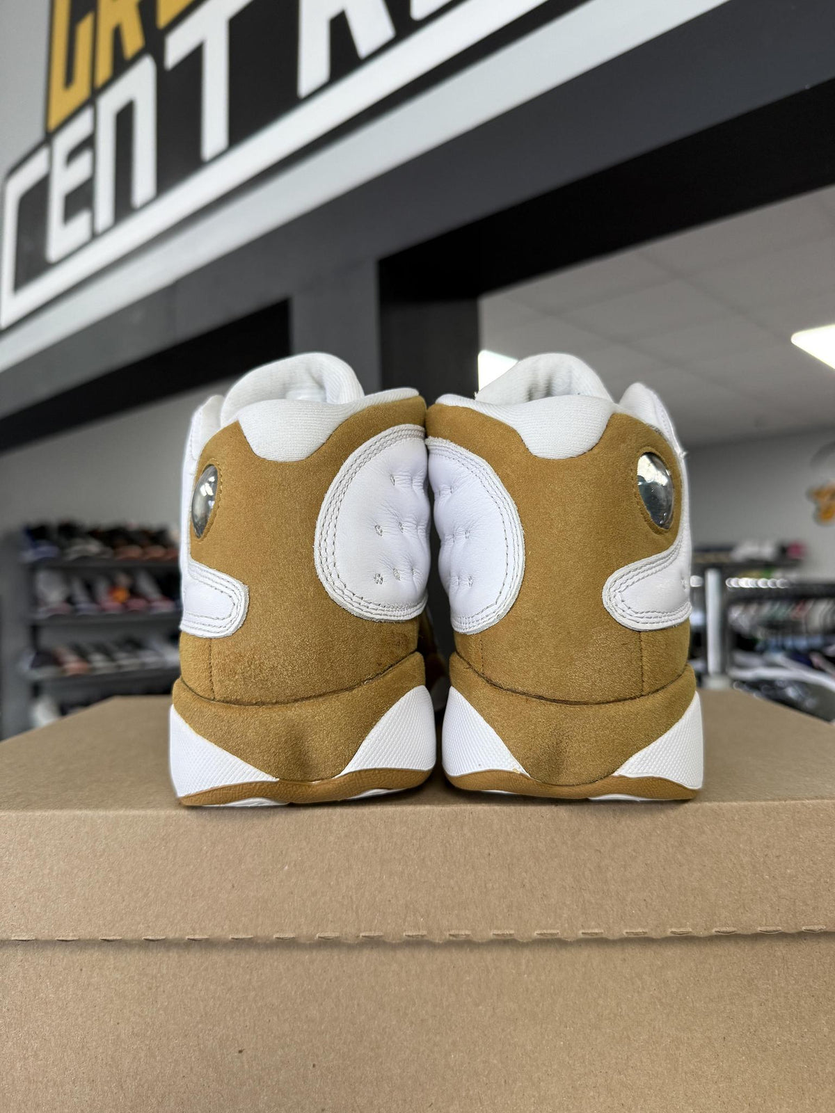 Jordan 13 "Wheat" Used Size 6.5Y/8W