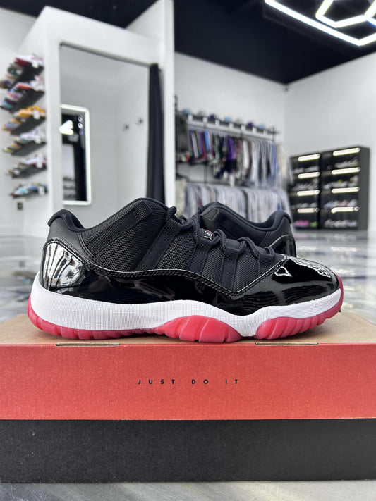 Jordan 11 Low "Bred" Used Size 8