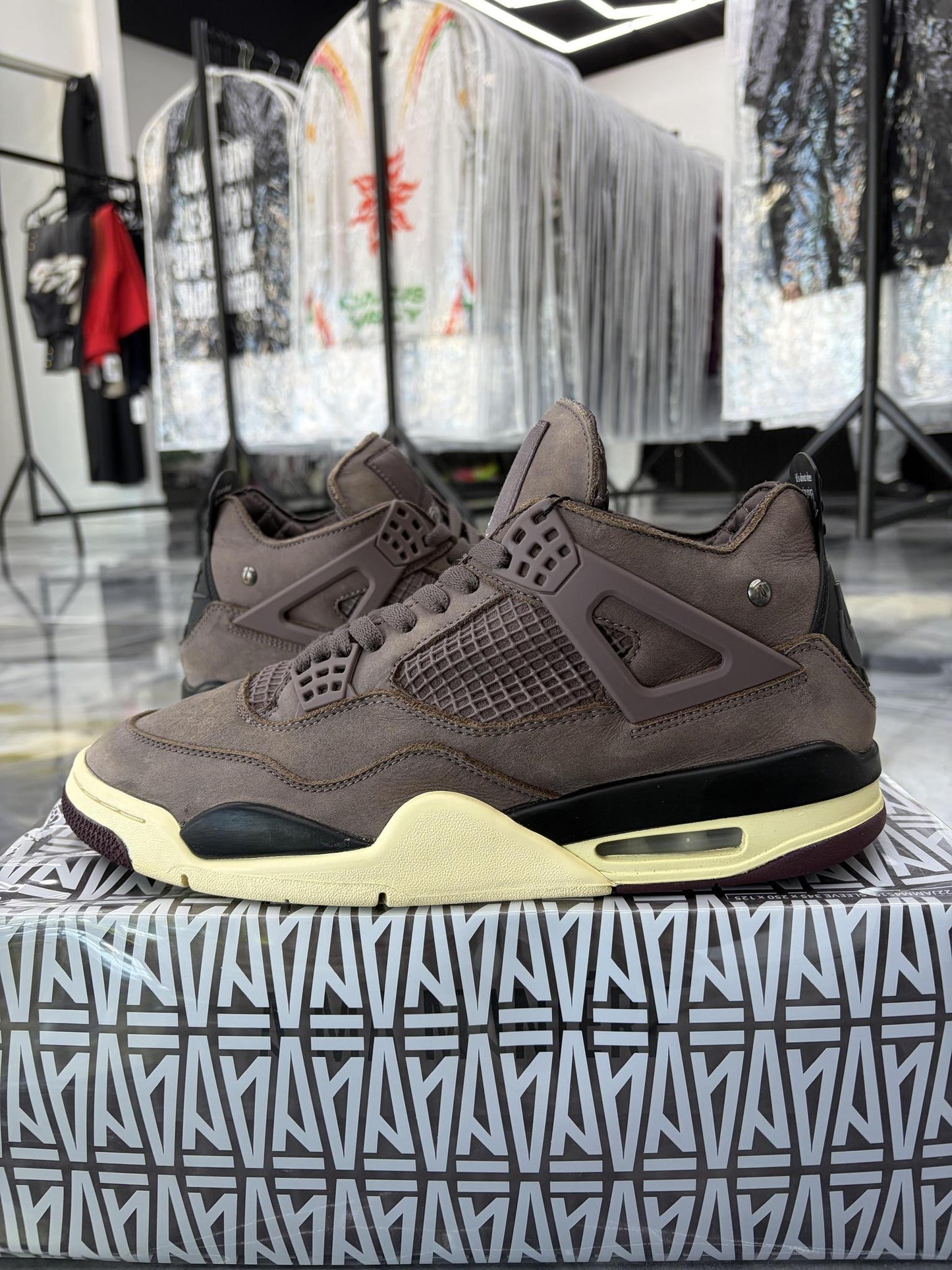 Jordan 4 "A Ma Maniere" Used Size 11
