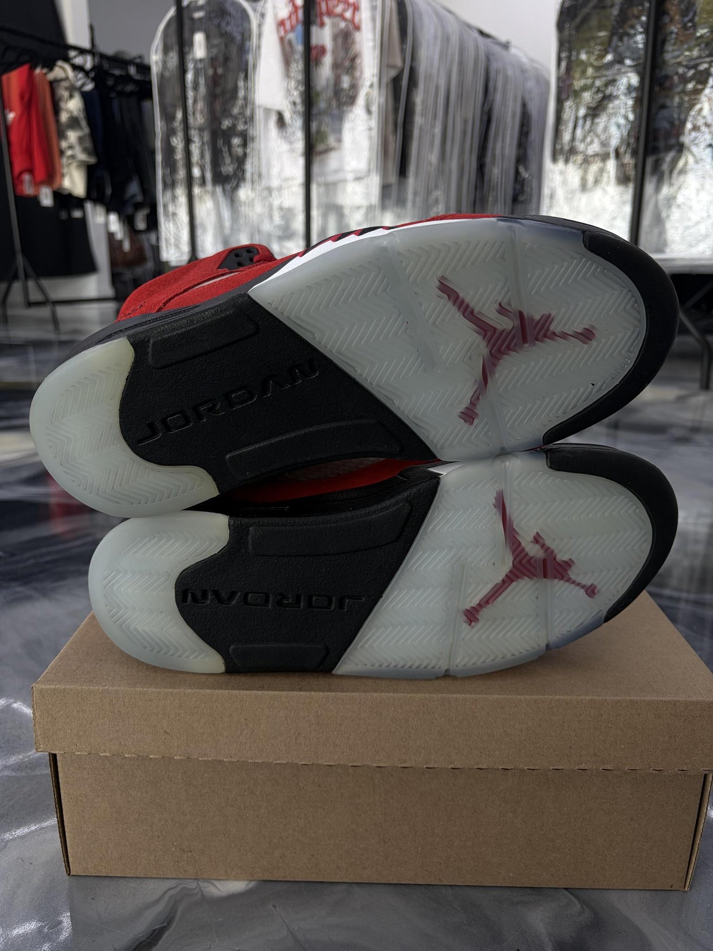 Jordan 5 "Raging Bull" Used Size 10.5