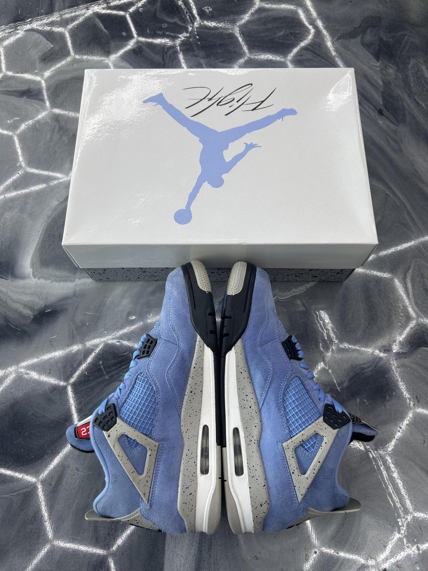 Jordan 4 "UNC" Used Size 9