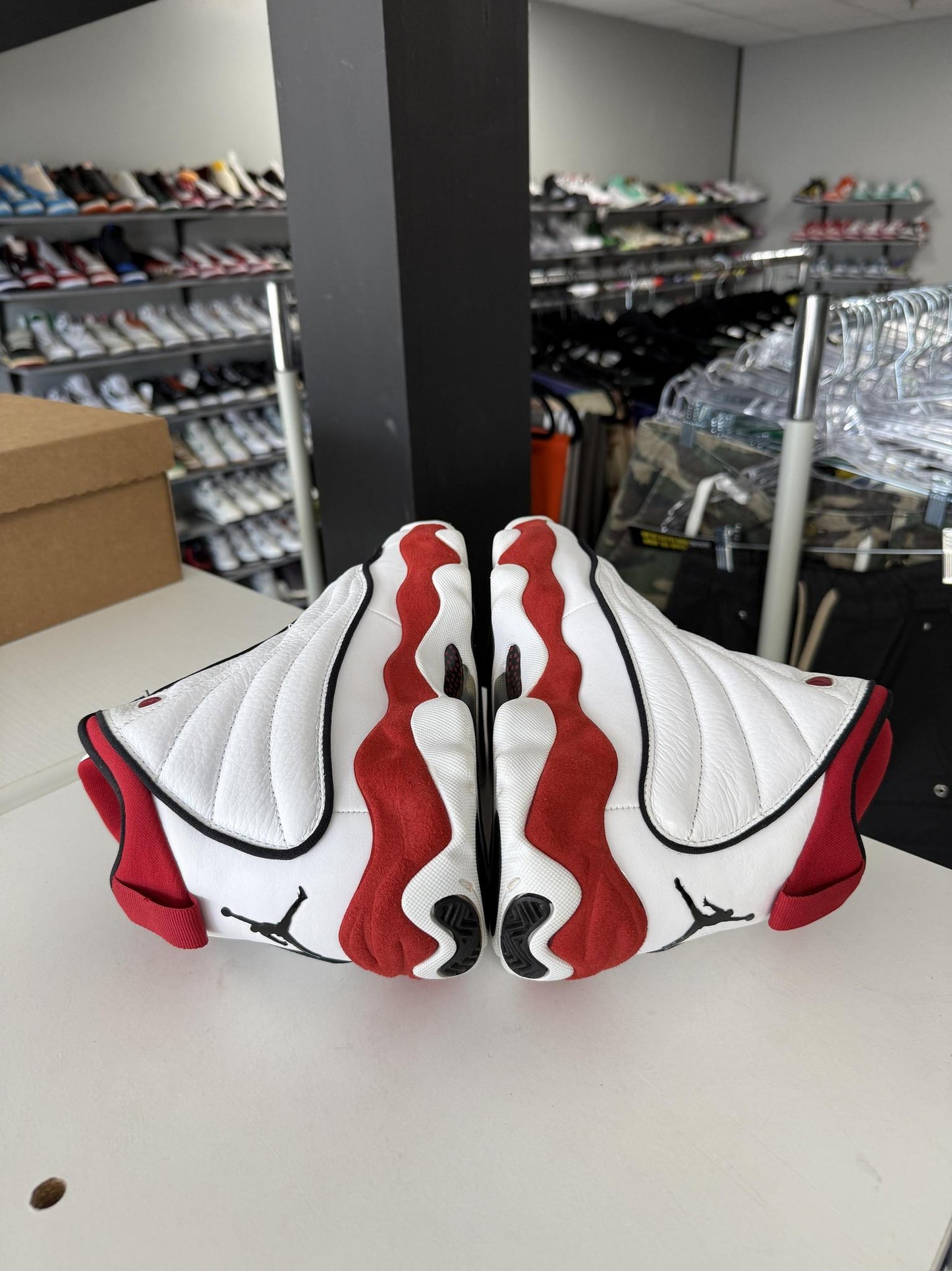 Jordan Pro Strong "Chicago" Used Size 8