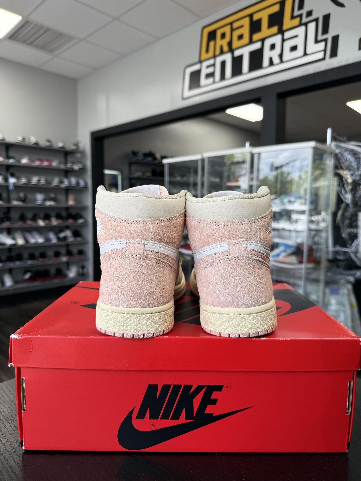 Jordan 1 "Washed Pink" Used Size 6Y/7.5W