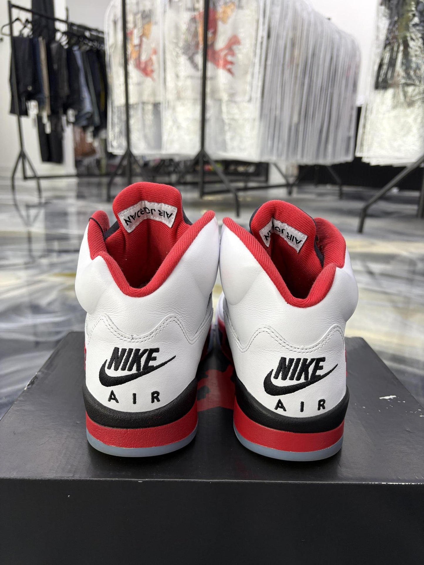 Jordan 5 "Fire Red" Used Size 8