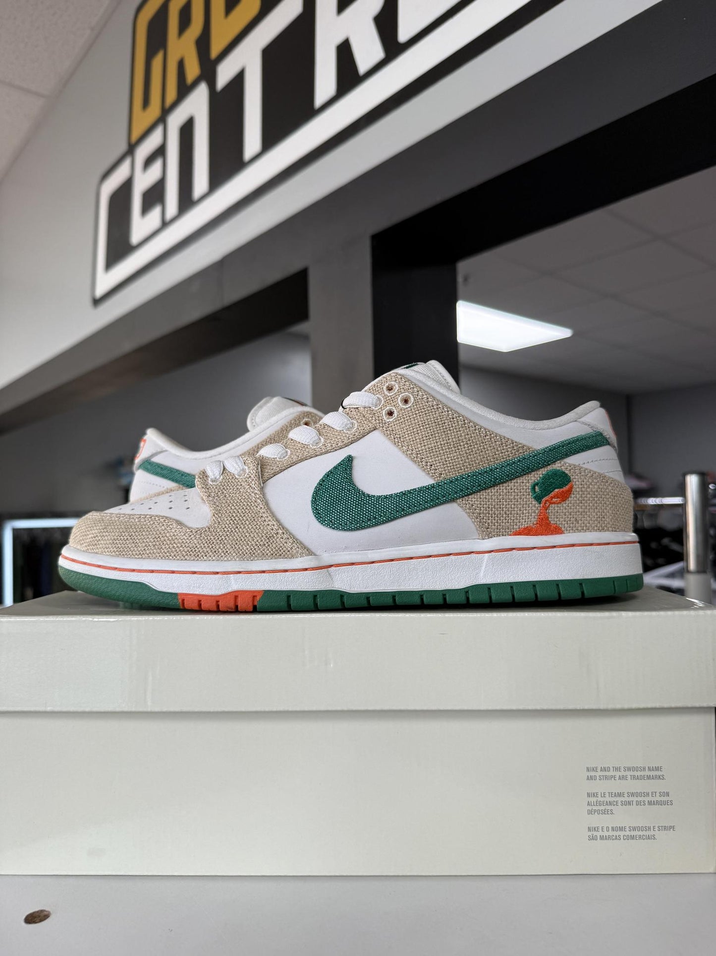 SB Dunk Low "Jarritos" Used Size 11