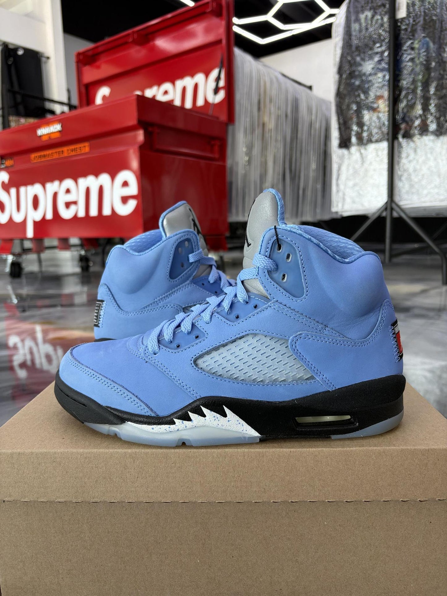 Jordan 5 "UNC" Used Size 8