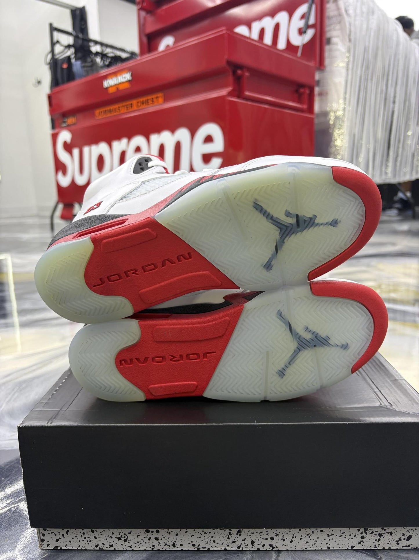 Jordan 5 "Fire Red" Used Size 5.5Y/7W