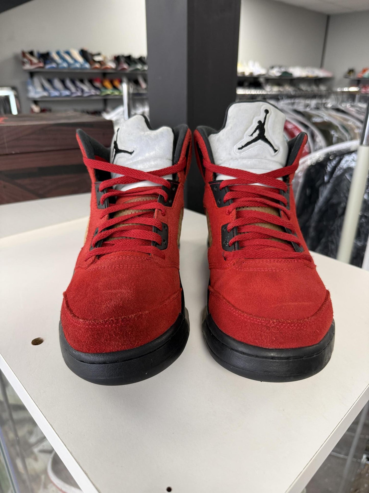 Jordan 5 "Raging Bull" Used Size 10