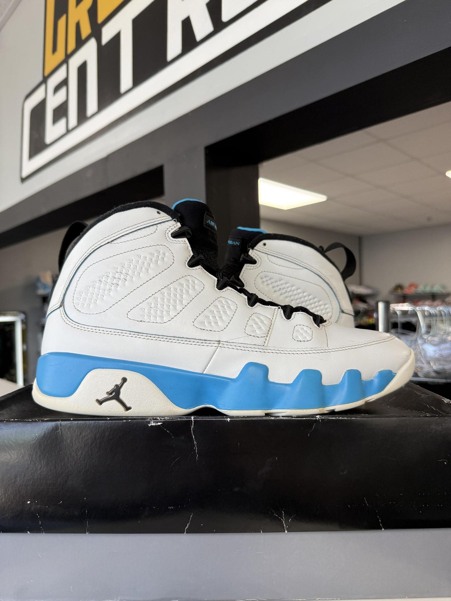 Jordan 9 "Powder Blue" Used Size 11