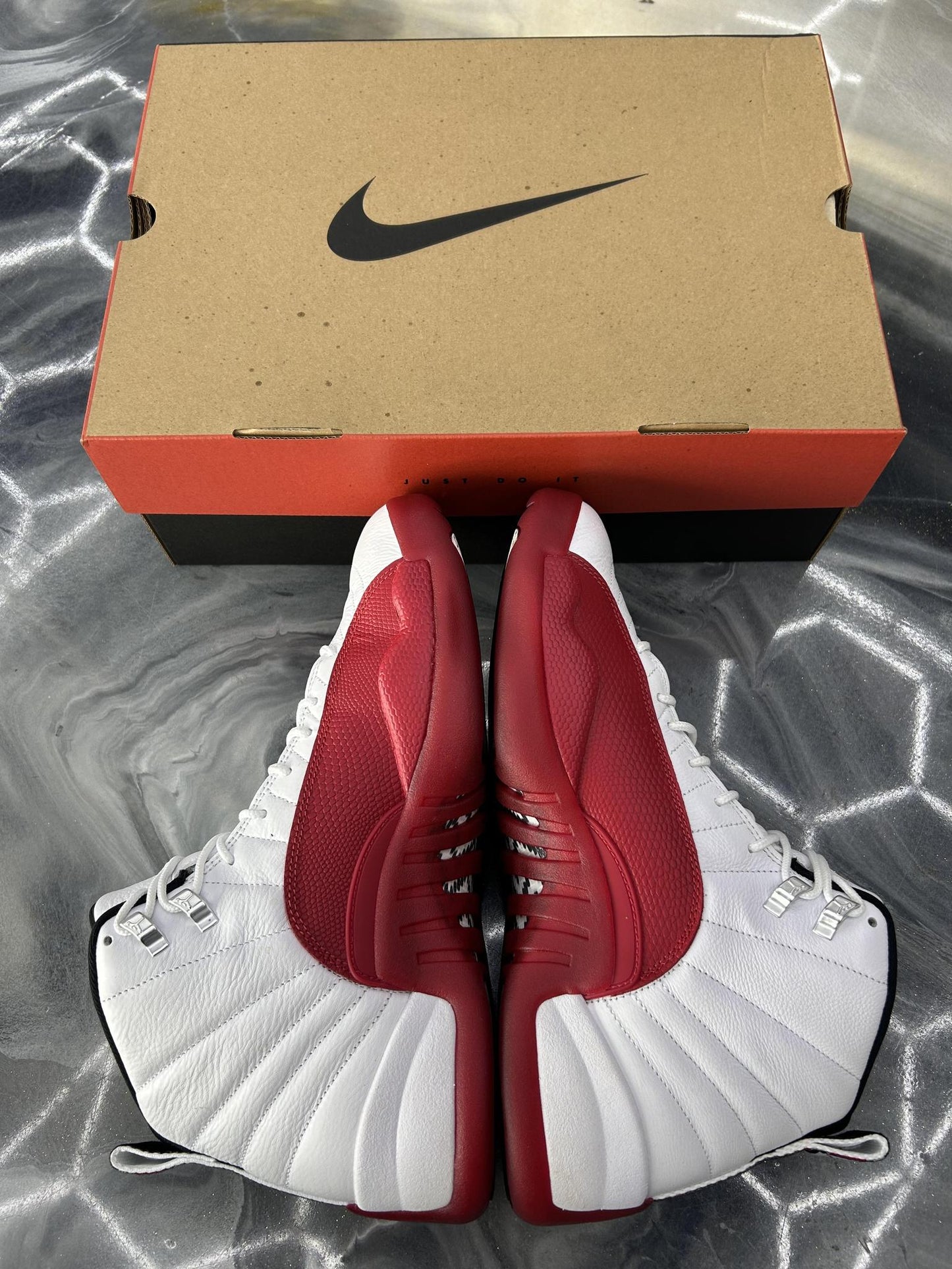 Jordan 12 "Cherry" Used Size 12