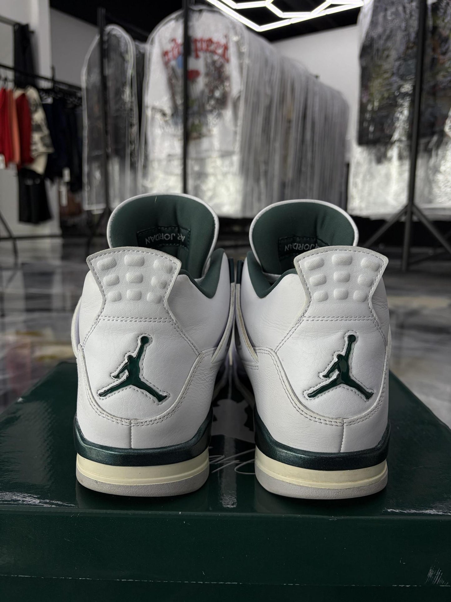Jordan 4 "Oxidized Green" Used Size 11.5