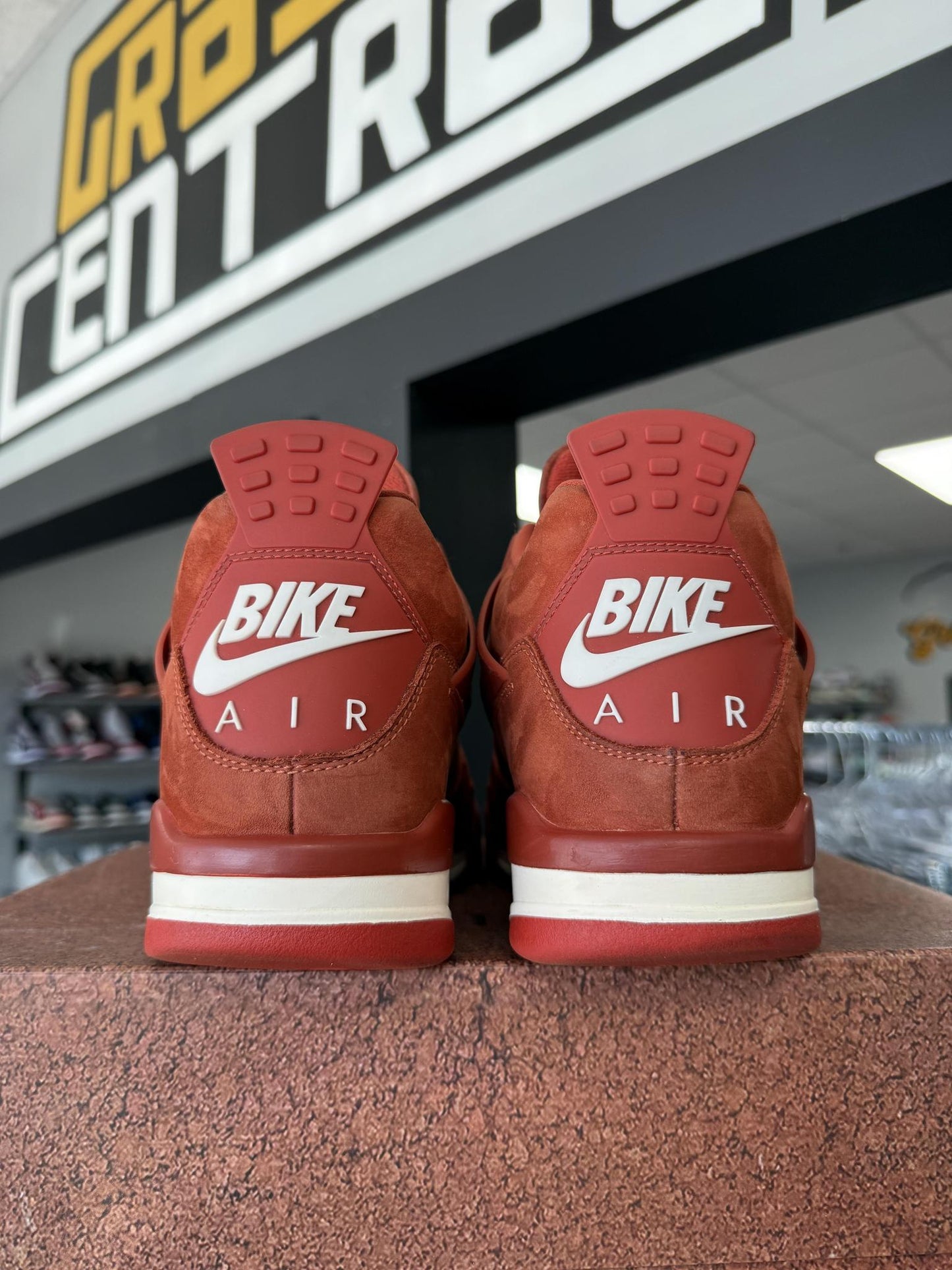 Jordan 4 "Brick By Brick" Used Size 11