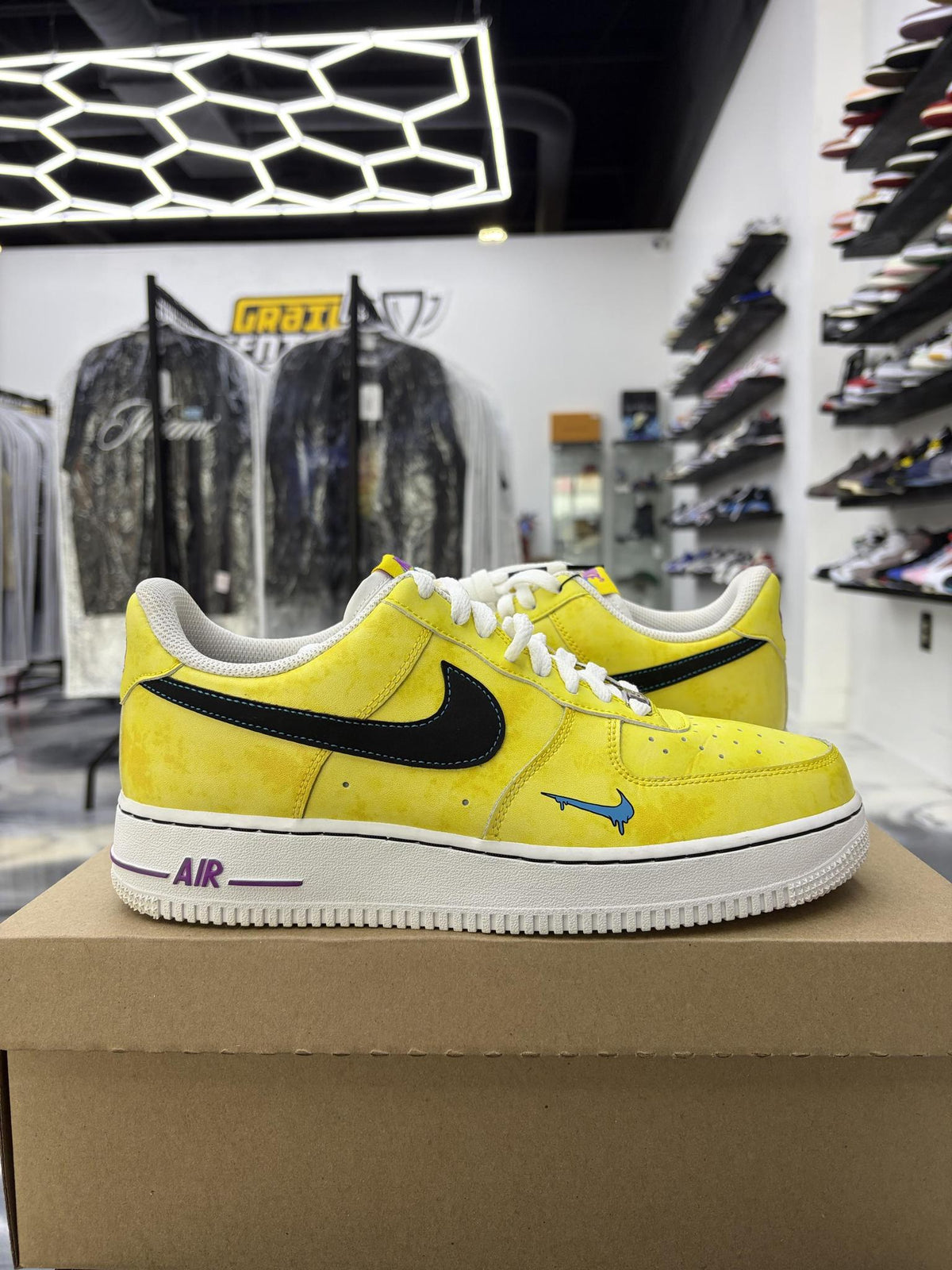 Nike Air Force 1 Low "Peace, Love & Basketball" Used Size 8.5