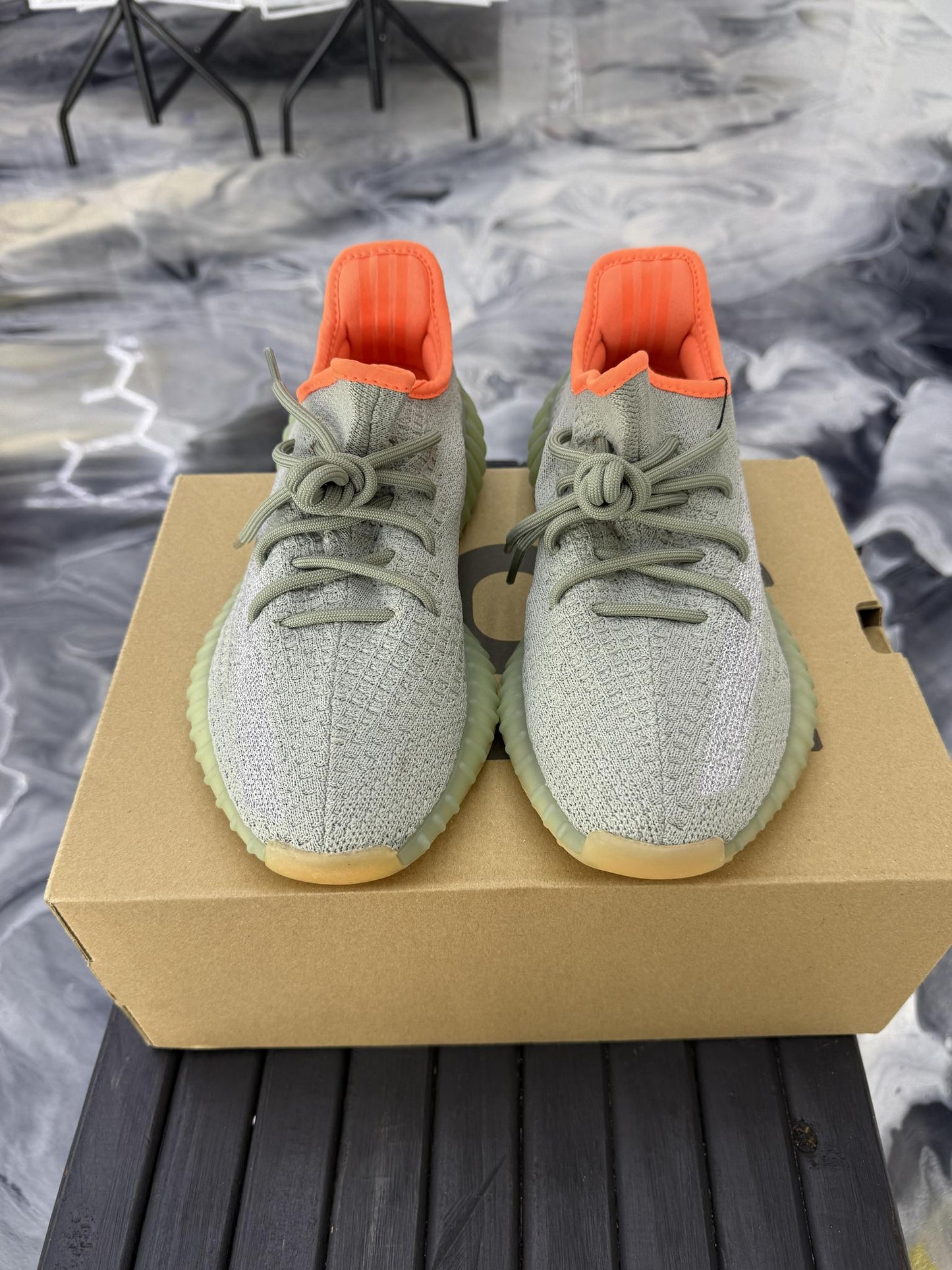 Yeezy 350 V2 "Desert Sage" Used Size 7Y/8.5W