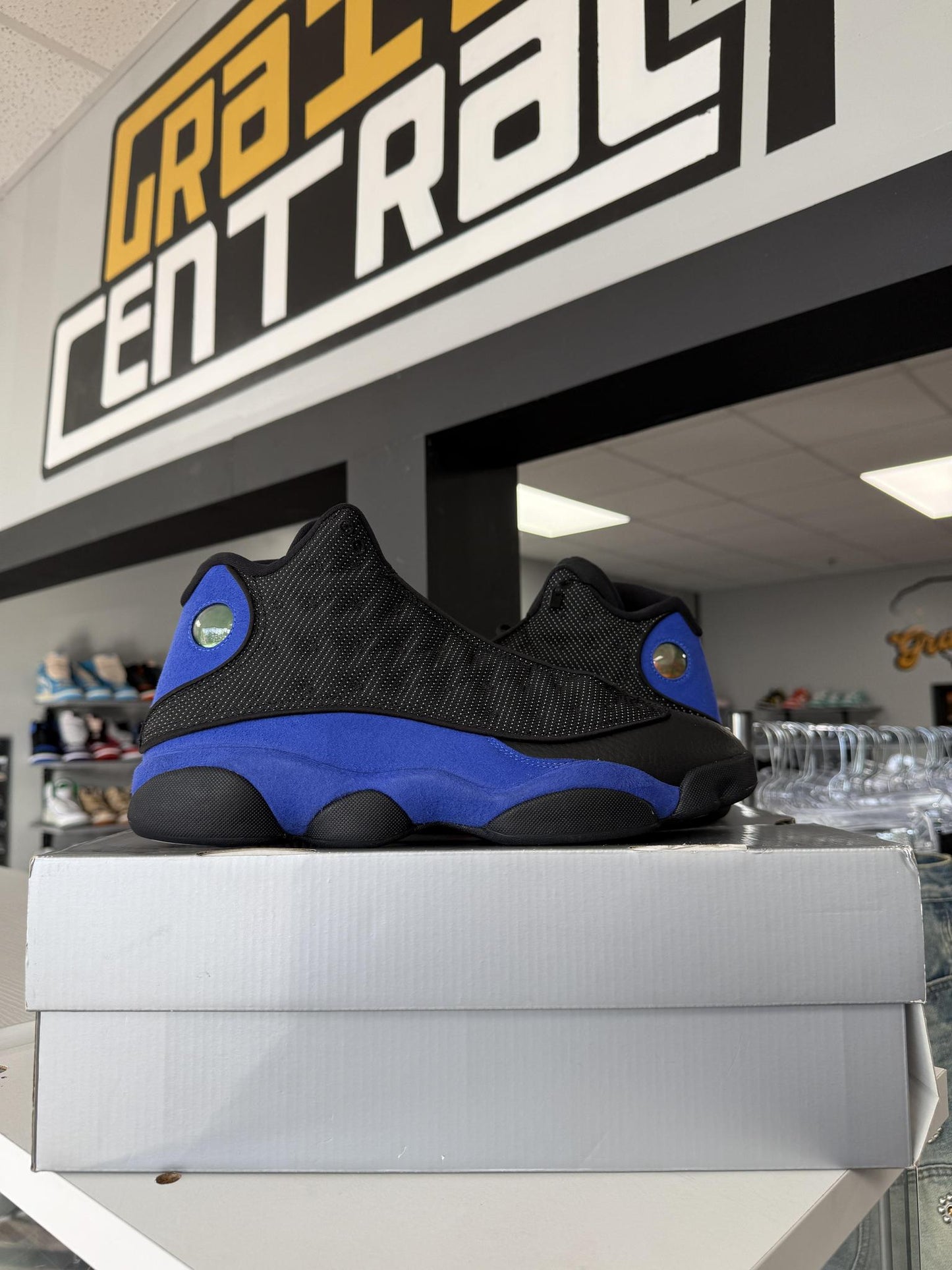 Jordan 13 "Hyper Royal" Used Size 12