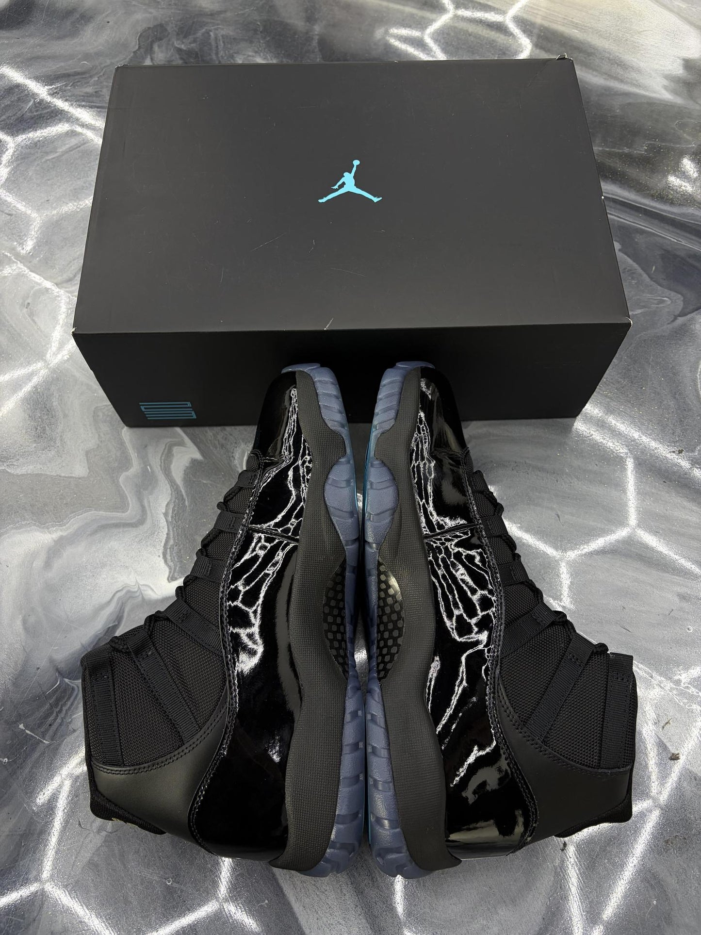 Jordan 11 "Gamma" Used Size 11