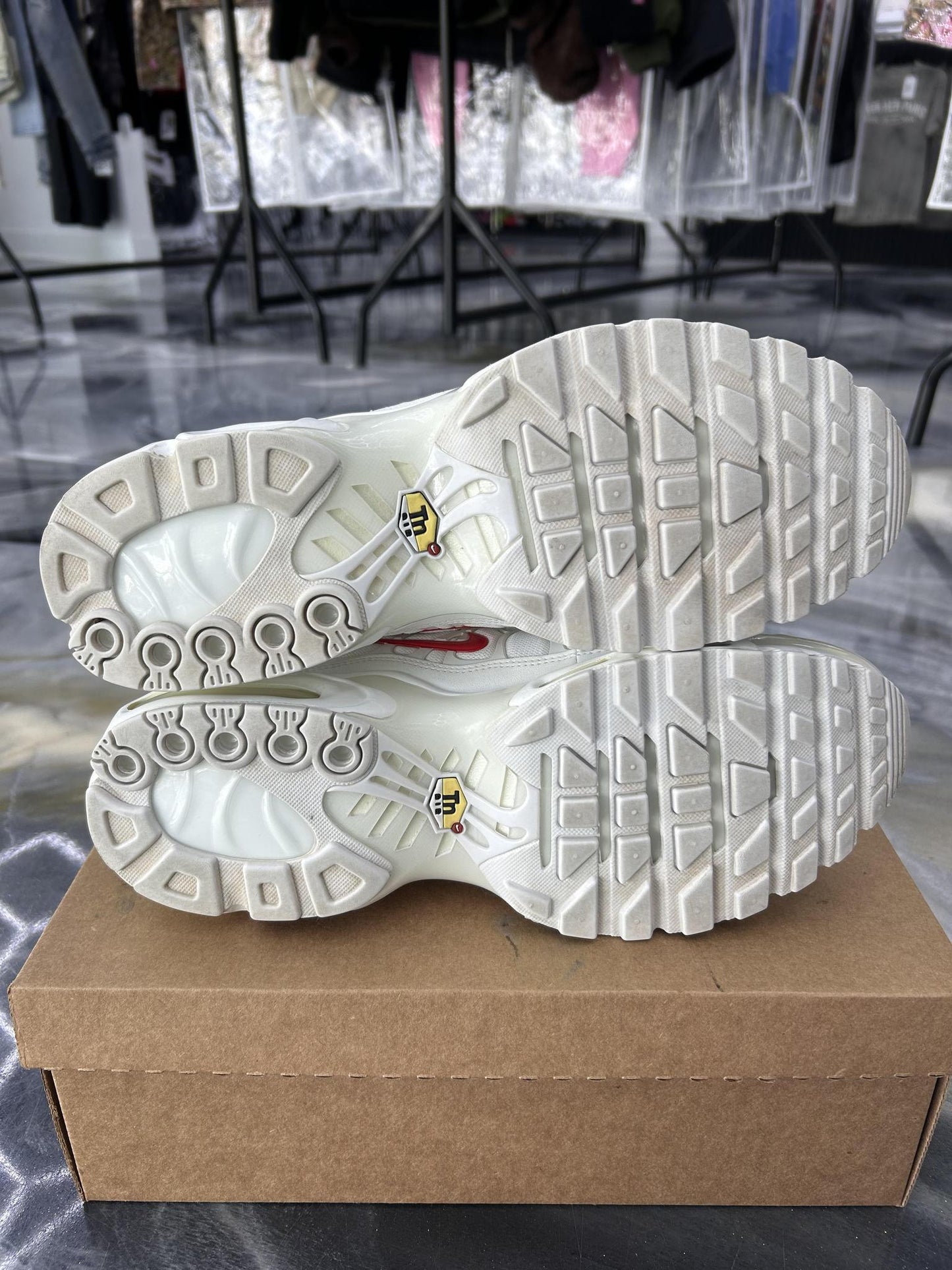 Nike Air Max Plus Supreme Used Size 12