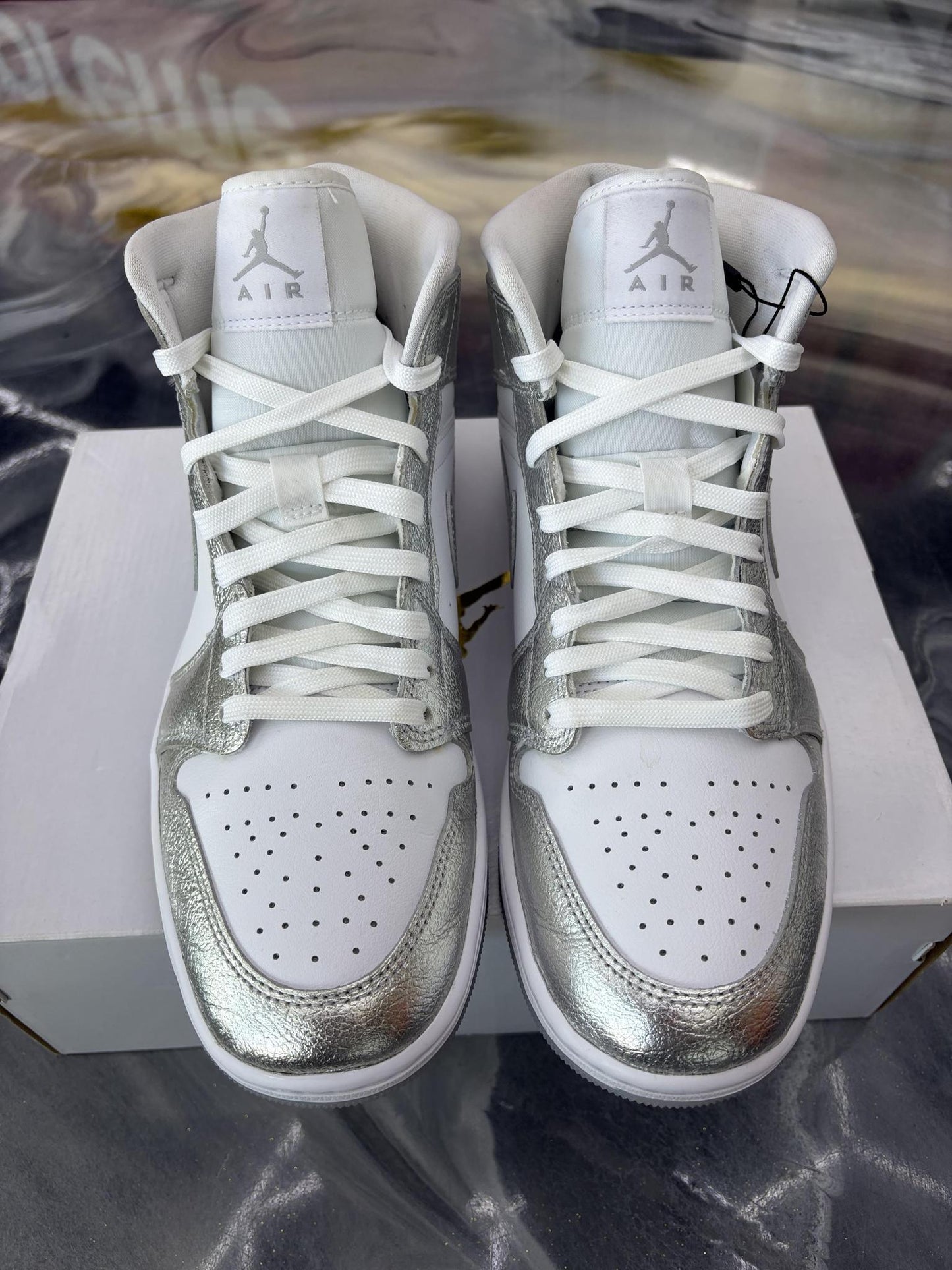 Jordan 1 Mid "Reflective Silver" Used Size 12W/10.5M