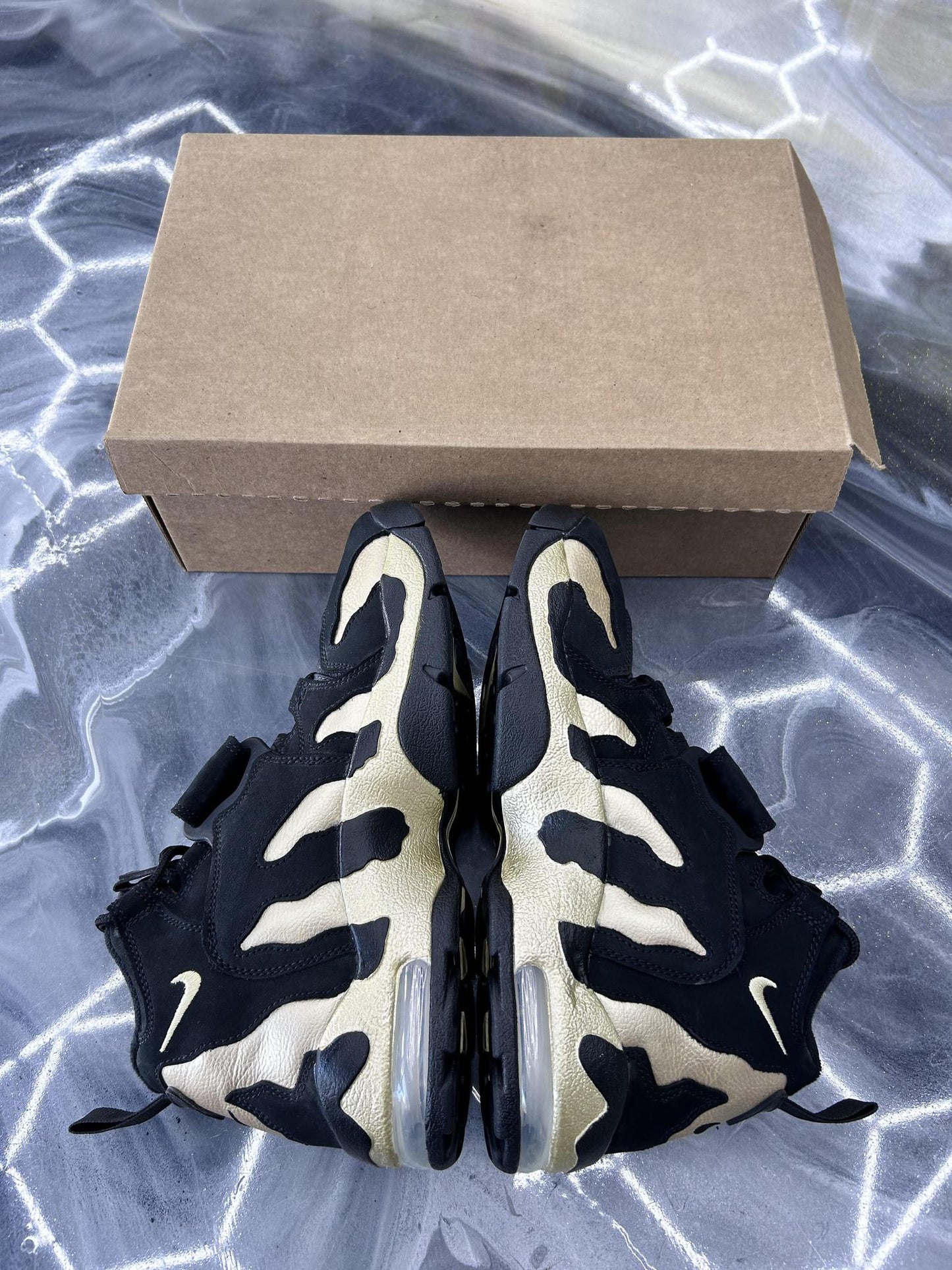 Nike Air DT Max '96 "Black Gold" Used Size 9
