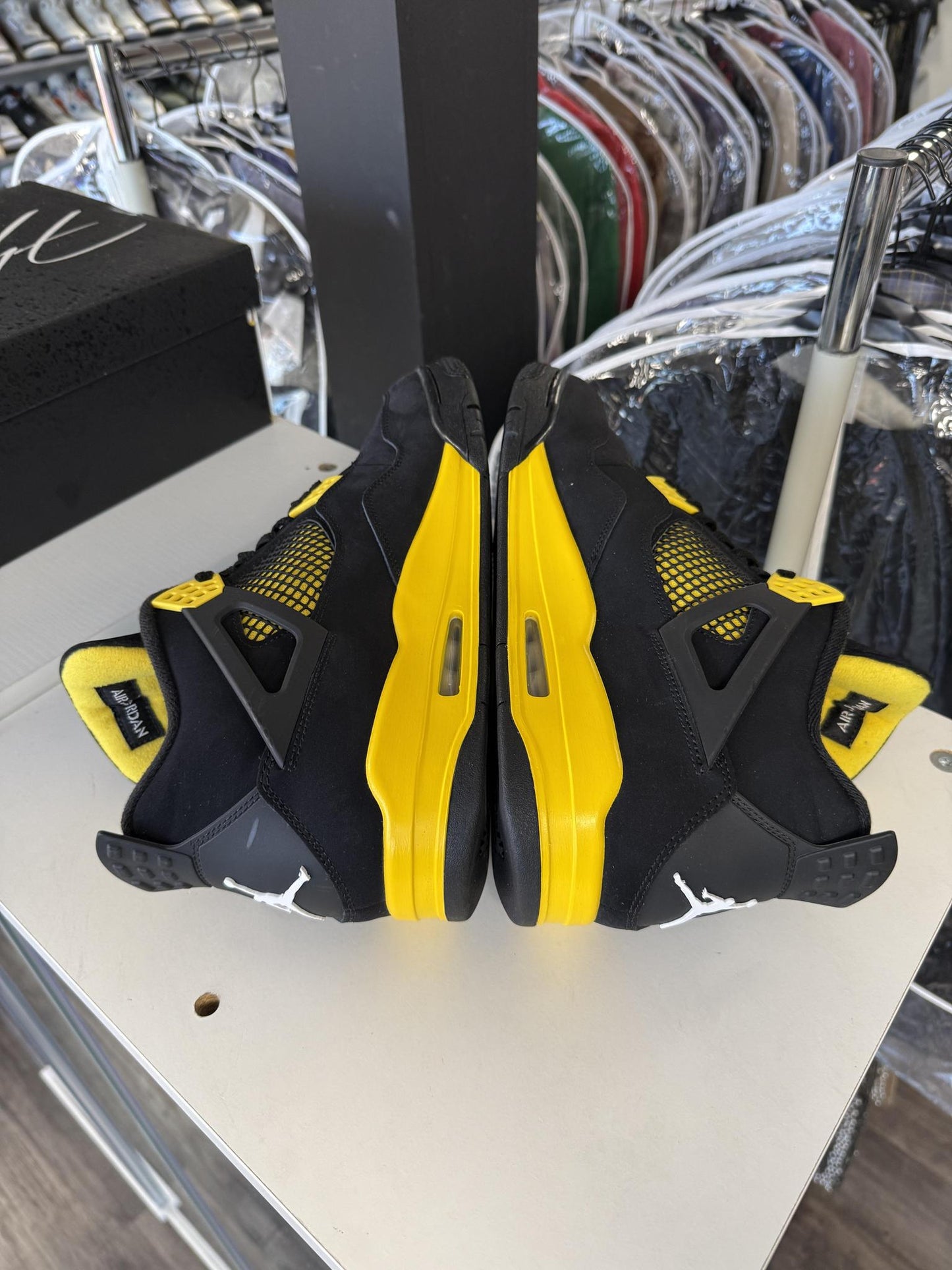 Jordan 4 "Thunder" Used Size 14