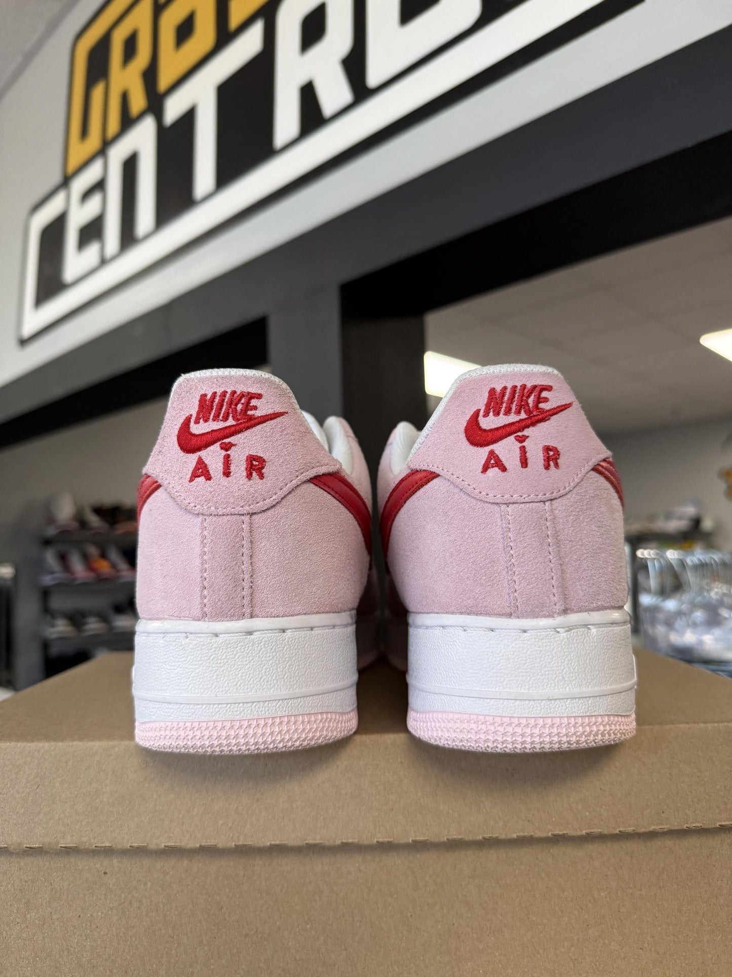 Nike AF1 Low "Valentines Day" Used Size 13