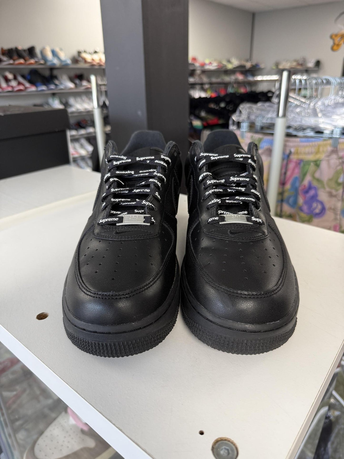 Nike Supreme AF1 Low "Black" Used Size 10