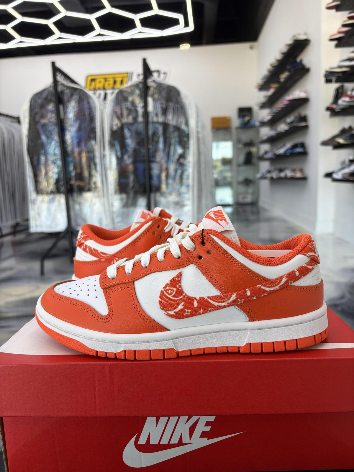 Nike Dunk Low "Orange Paisley" Used Size 4.5Y/6W